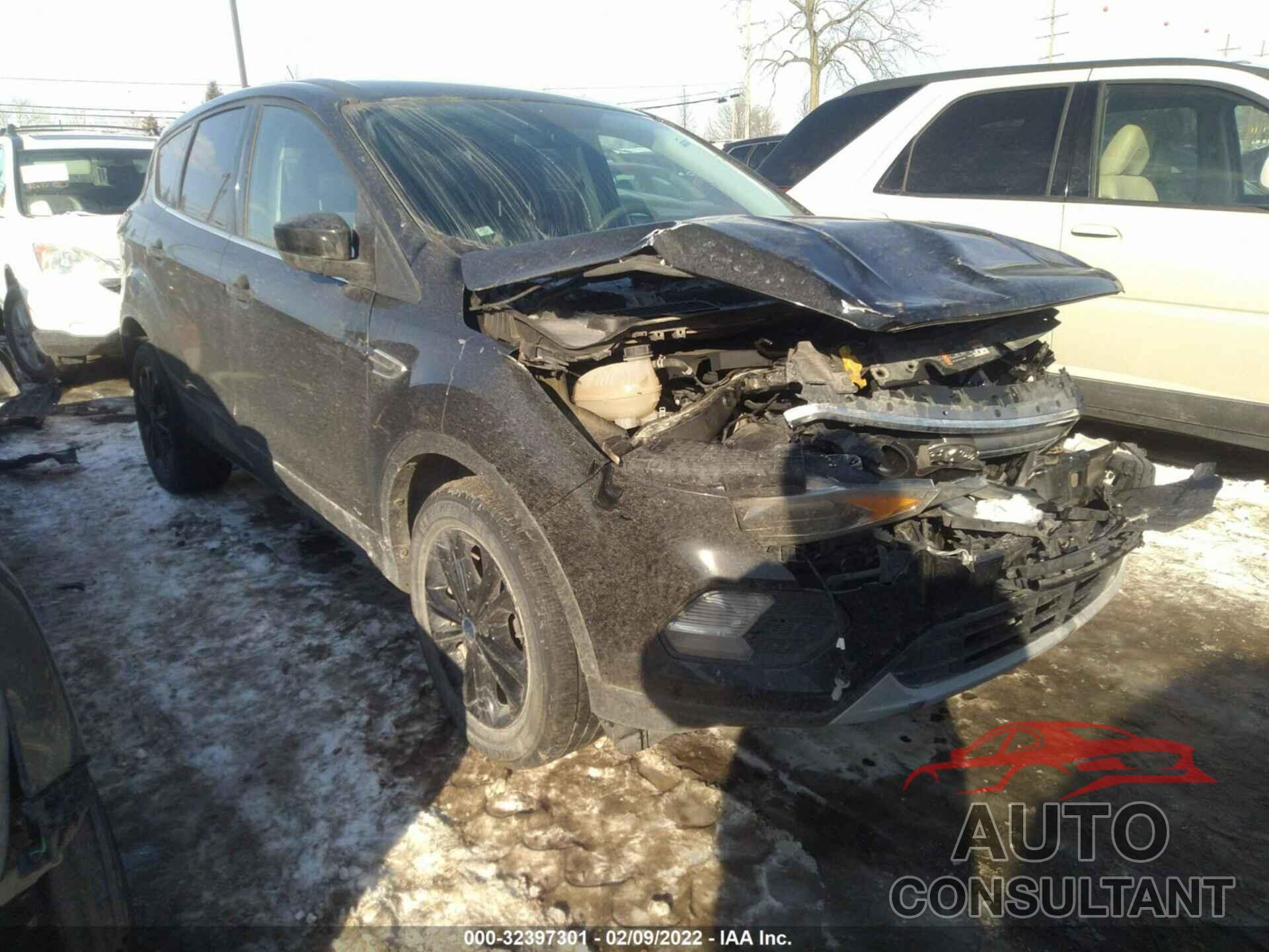 FORD ESCAPE 2017 - 1FMCU0GD9HUE05915