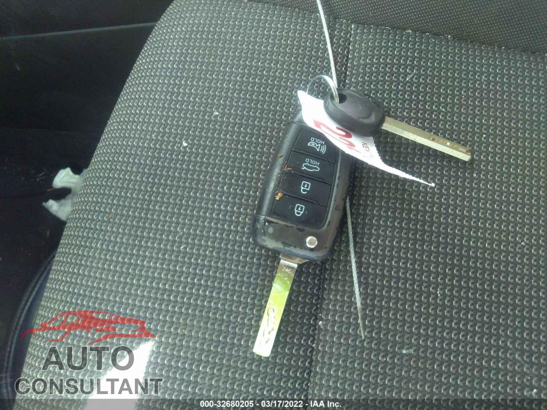 HYUNDAI ACCENT 2018 - 3KPC24A3XJE025357