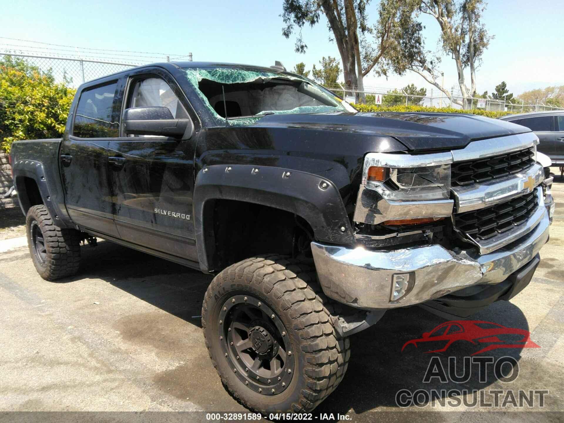 CHEVROLET SILVERADO 1500 2018 - 3GCPCREC6JG641907