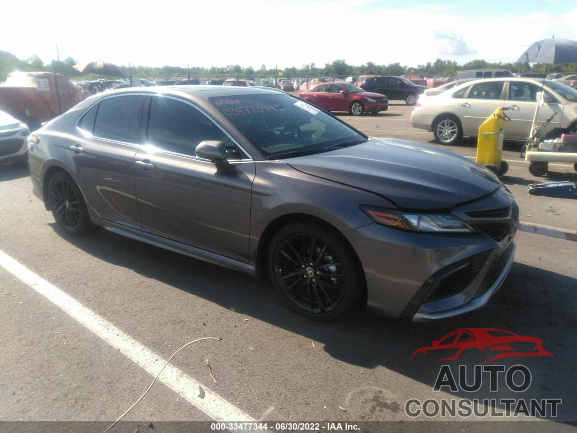 TOYOTA CAMRY 2022 - 4T1K31AK7NU573138