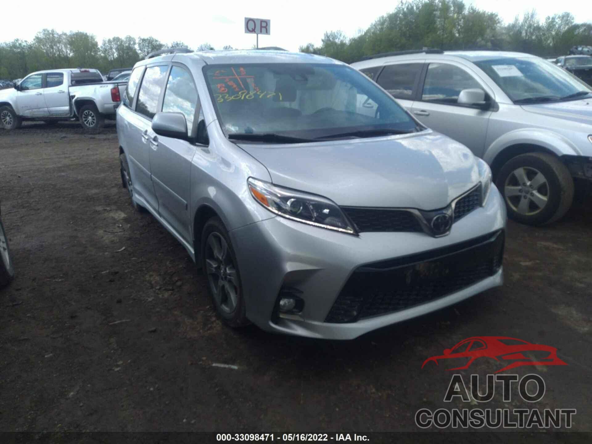 TOYOTA SIENNA 2019 - 5TDXZ3DC0KS008433