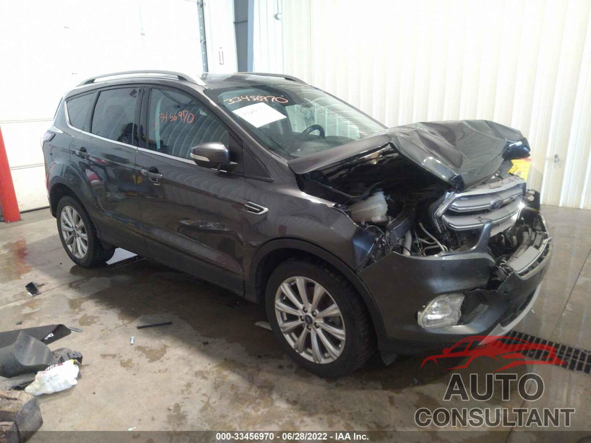 FORD ESCAPE 2017 - 1FMCU9J91HUC90073
