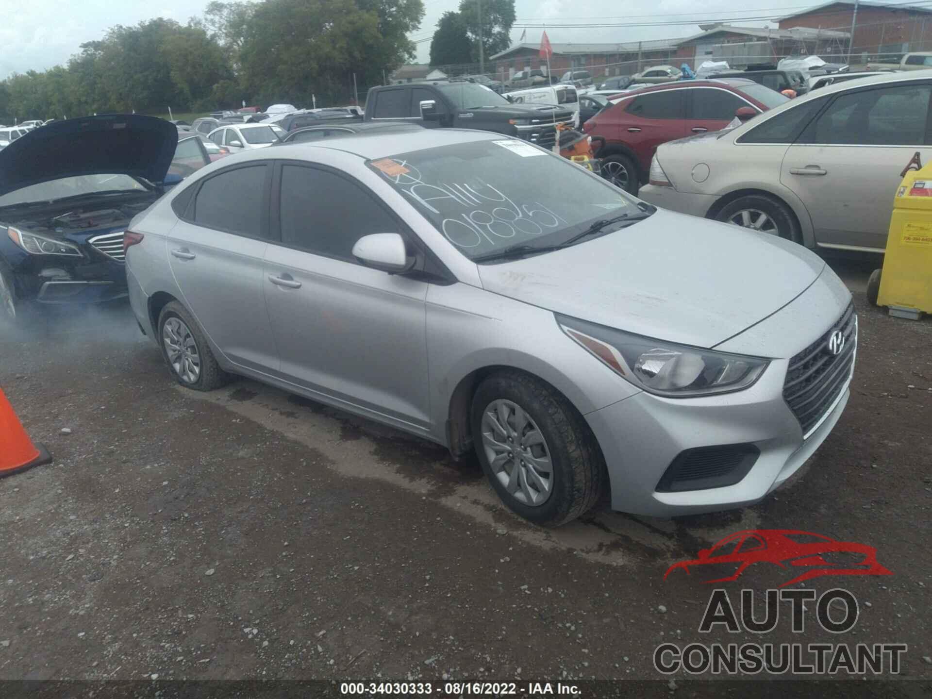 HYUNDAI ACCENT 2018 - 3KPC24A35JE018851