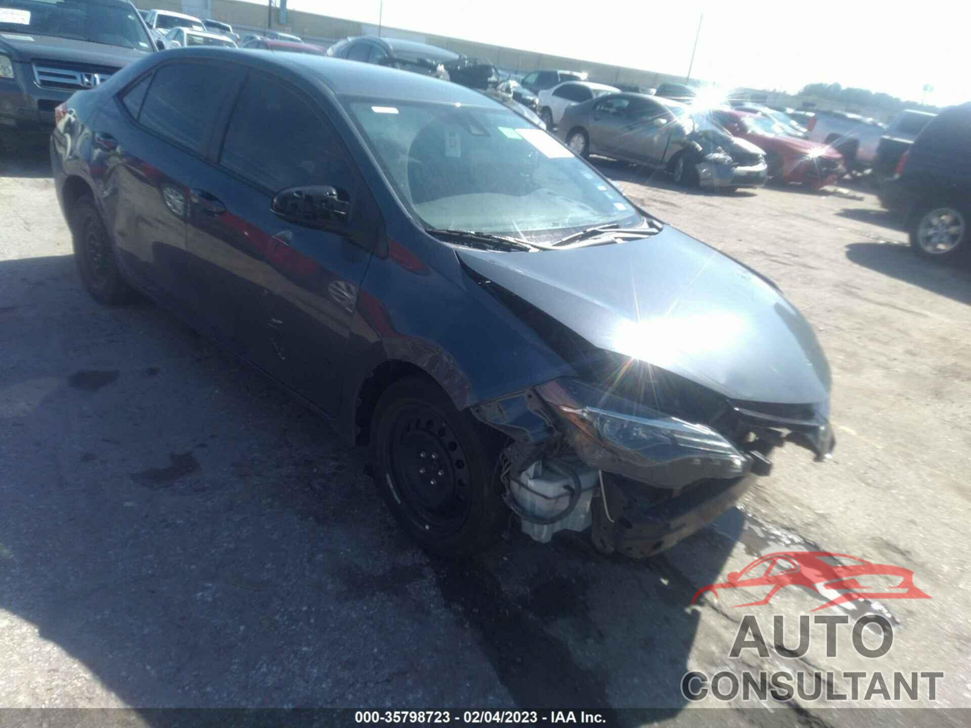TOYOTA COROLLA 2018 - 5YFBURHE0JP836500