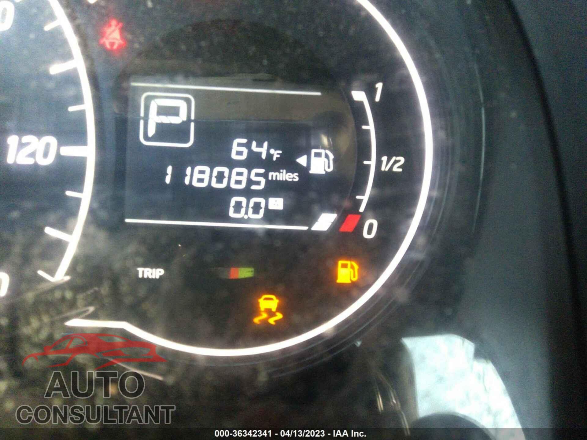 NISSAN VERSA NOTE 2015 - 3N1CE2CPXFL391935
