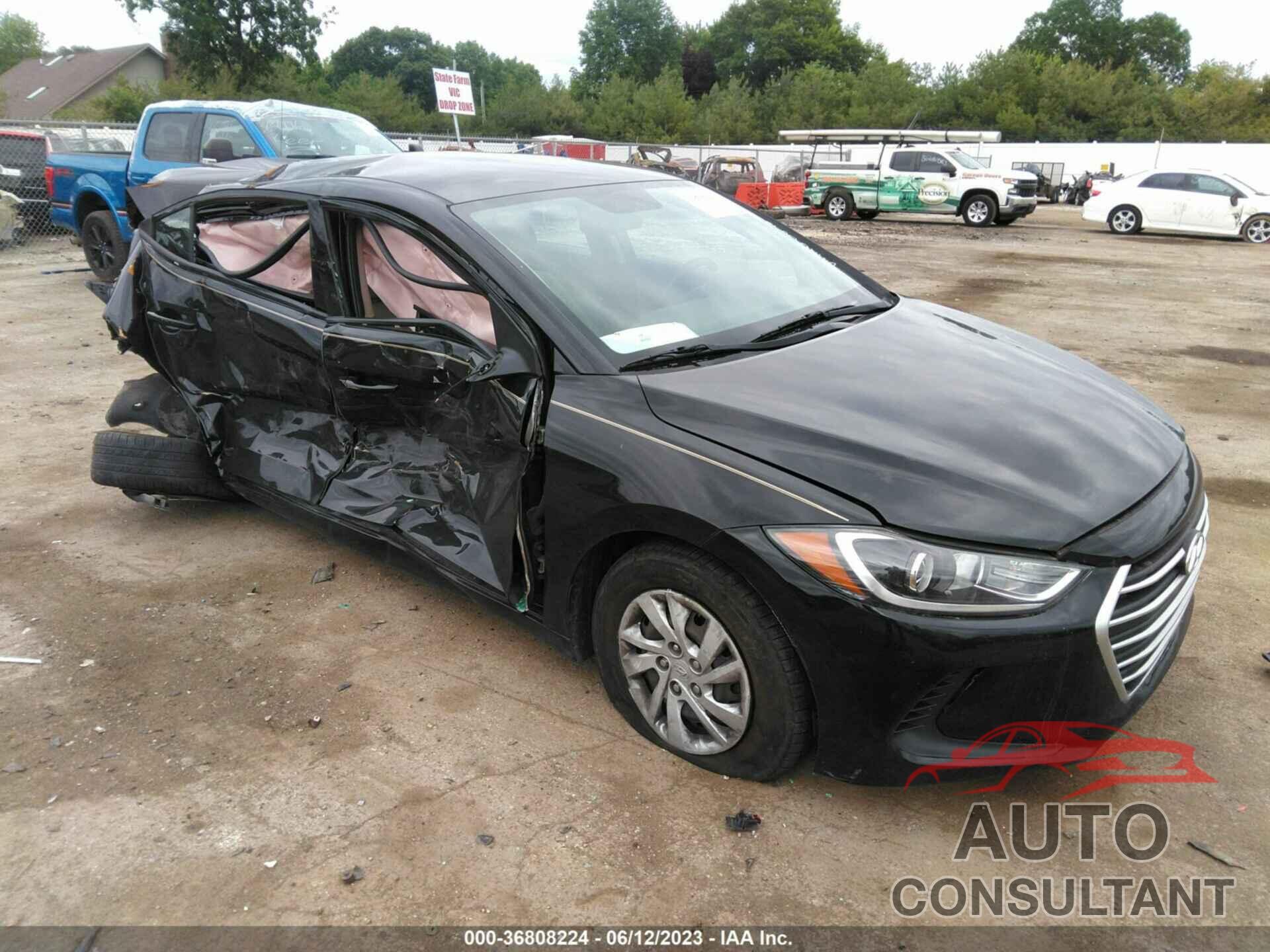 HYUNDAI ELANTRA 2018 - 5NPD74LF4JH350076