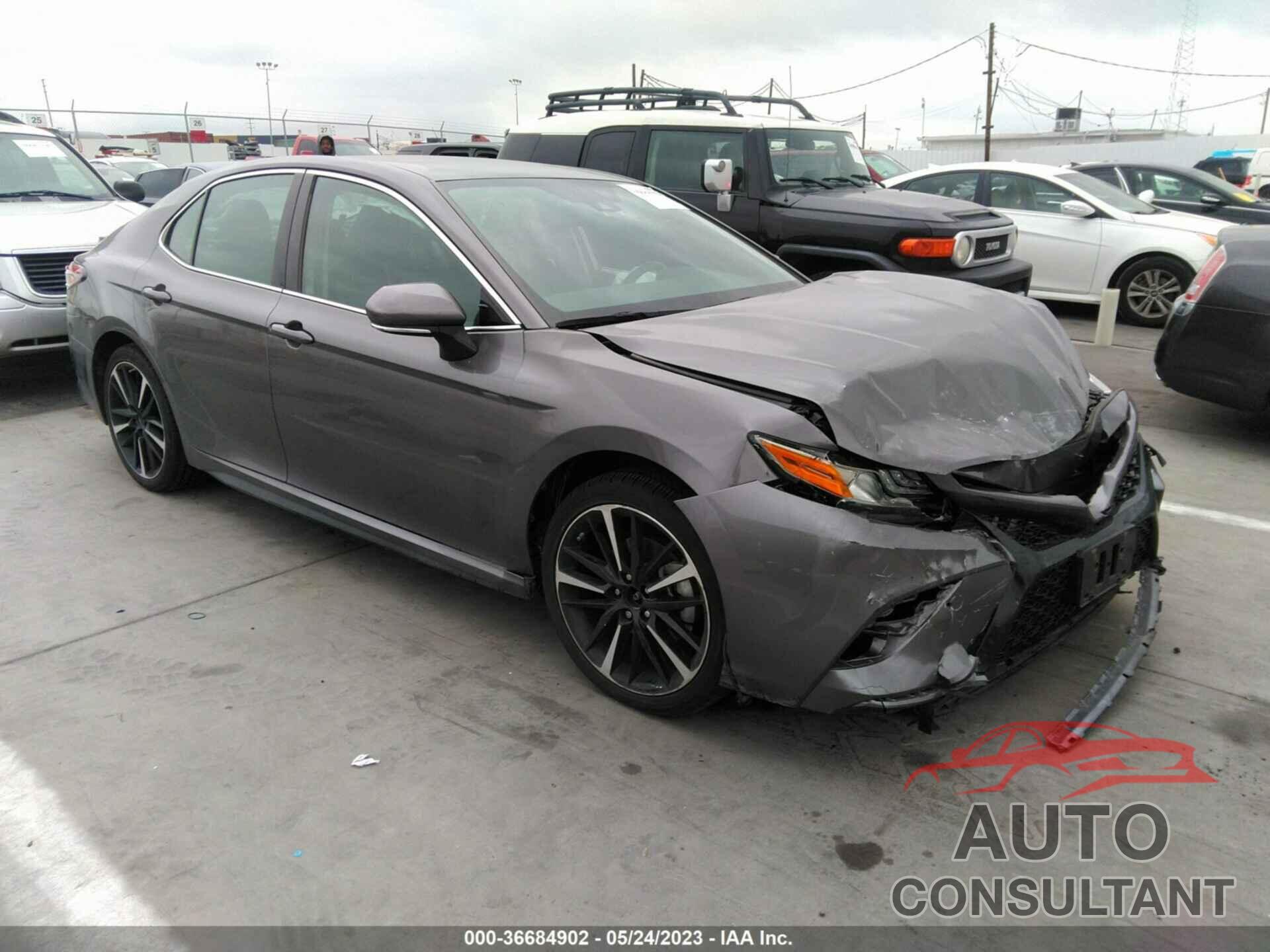 TOYOTA CAMRY 2019 - 4T1B61HK0KU833436
