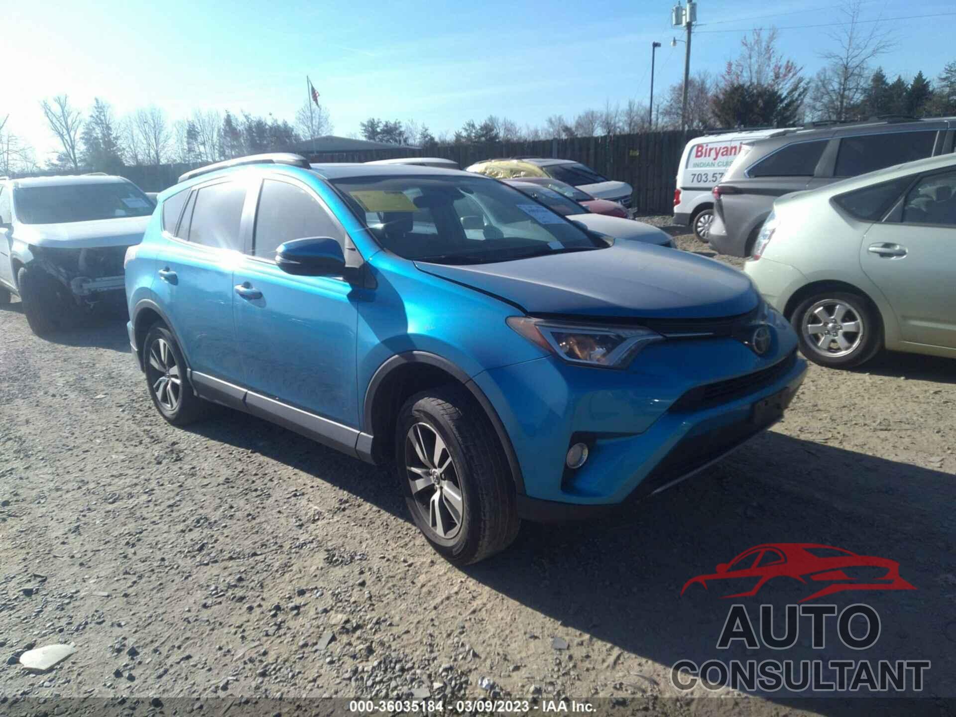 TOYOTA RAV4 2017 - JTMRFREV3HD204682