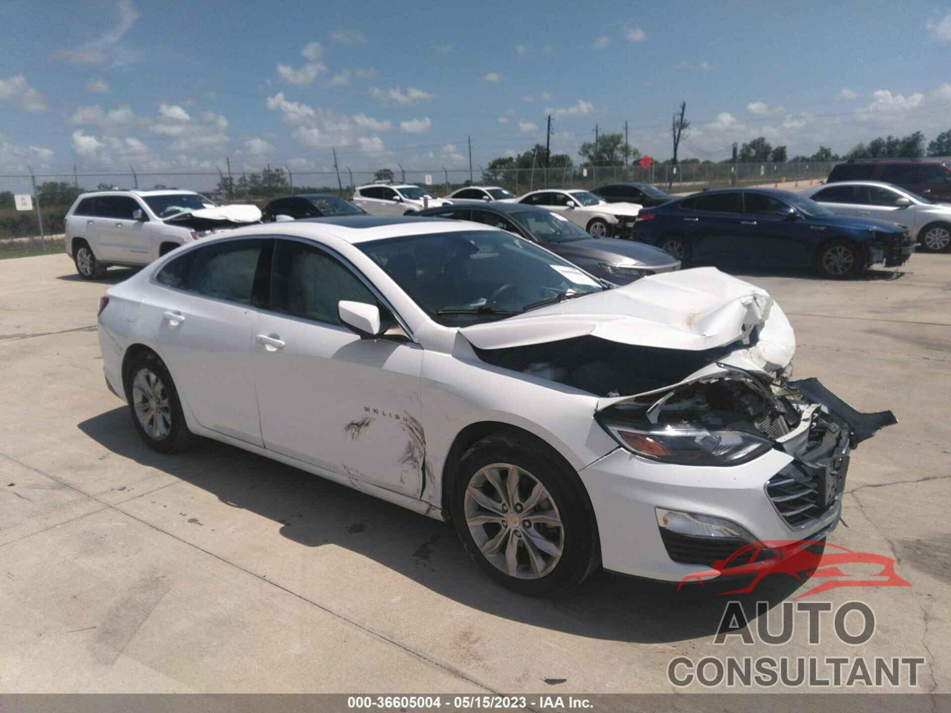 CHEVROLET MALIBU 2021 - 1G1ZD5ST0MF073316