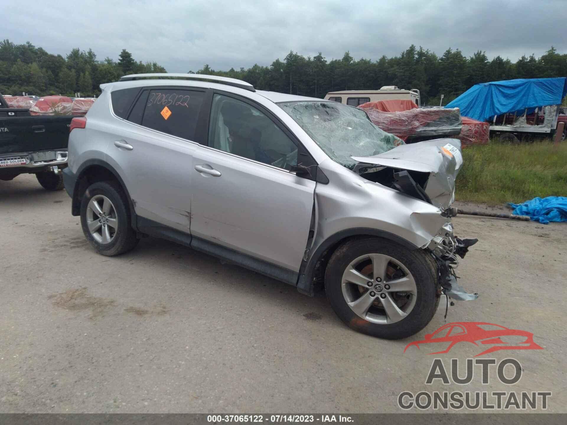 TOYOTA RAV4 2015 - 2T3RFREV2FW243179