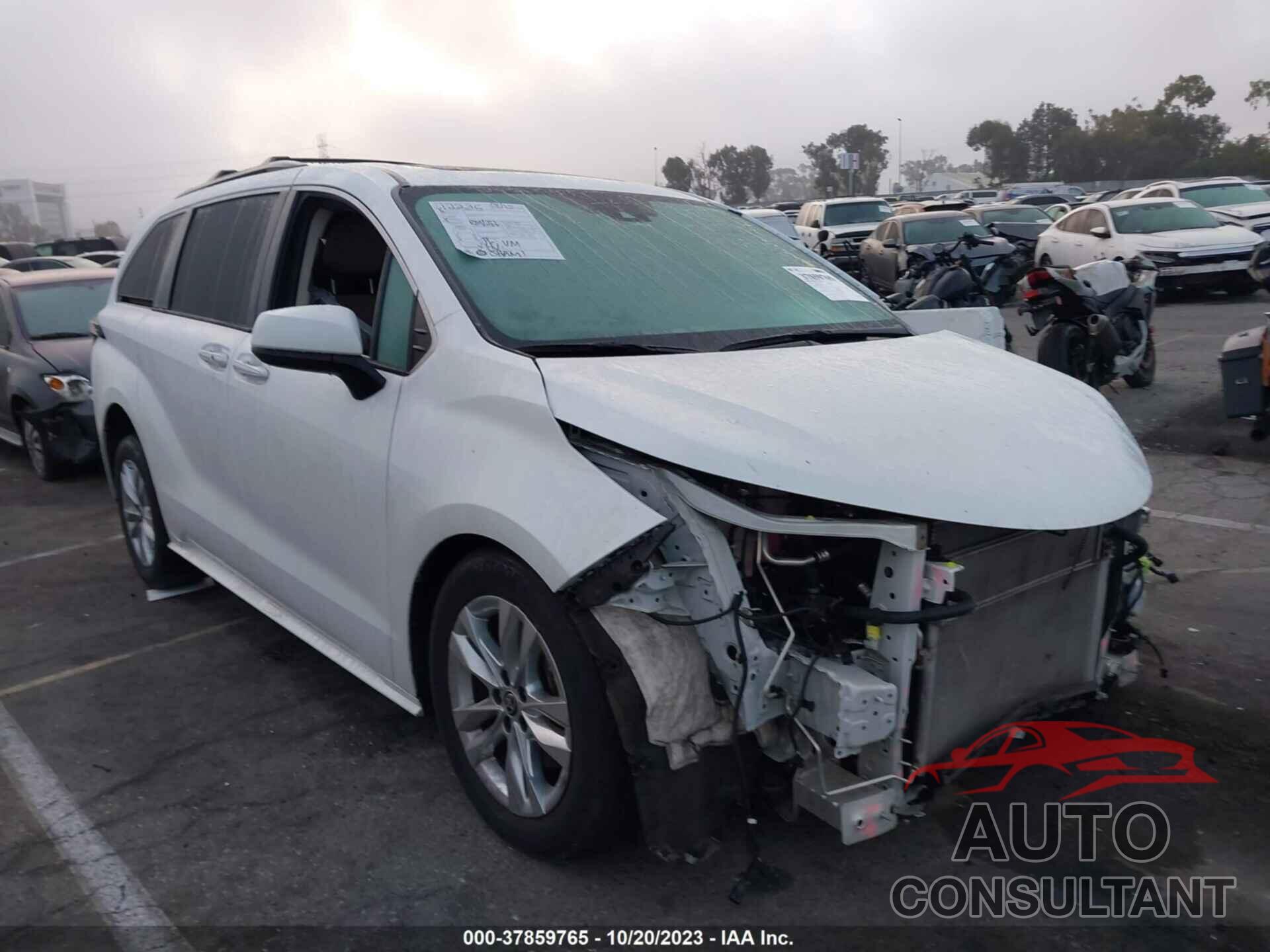 TOYOTA SIENNA 2022 - 5TDJRKEC0NS080655