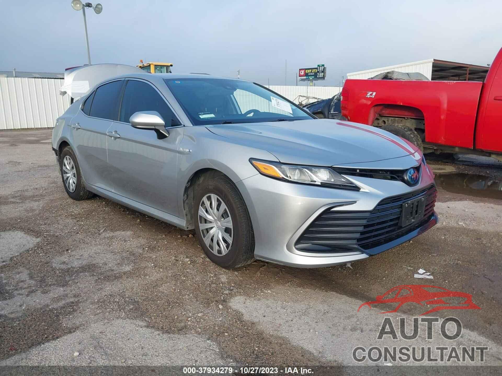 TOYOTA CAMRY 2021 - 4T1C31AK2MU555665