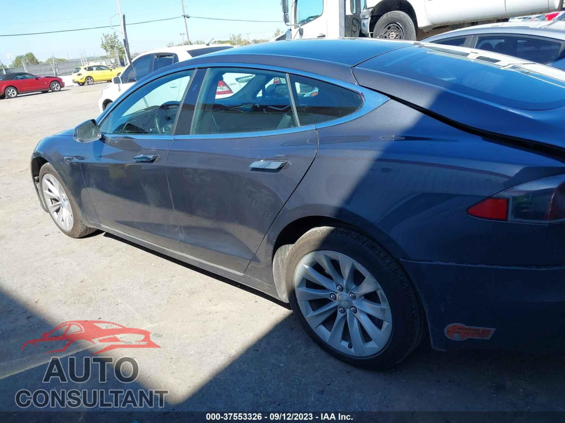 TESLA MODEL S 2018 - 5YJSA1E25JF249404