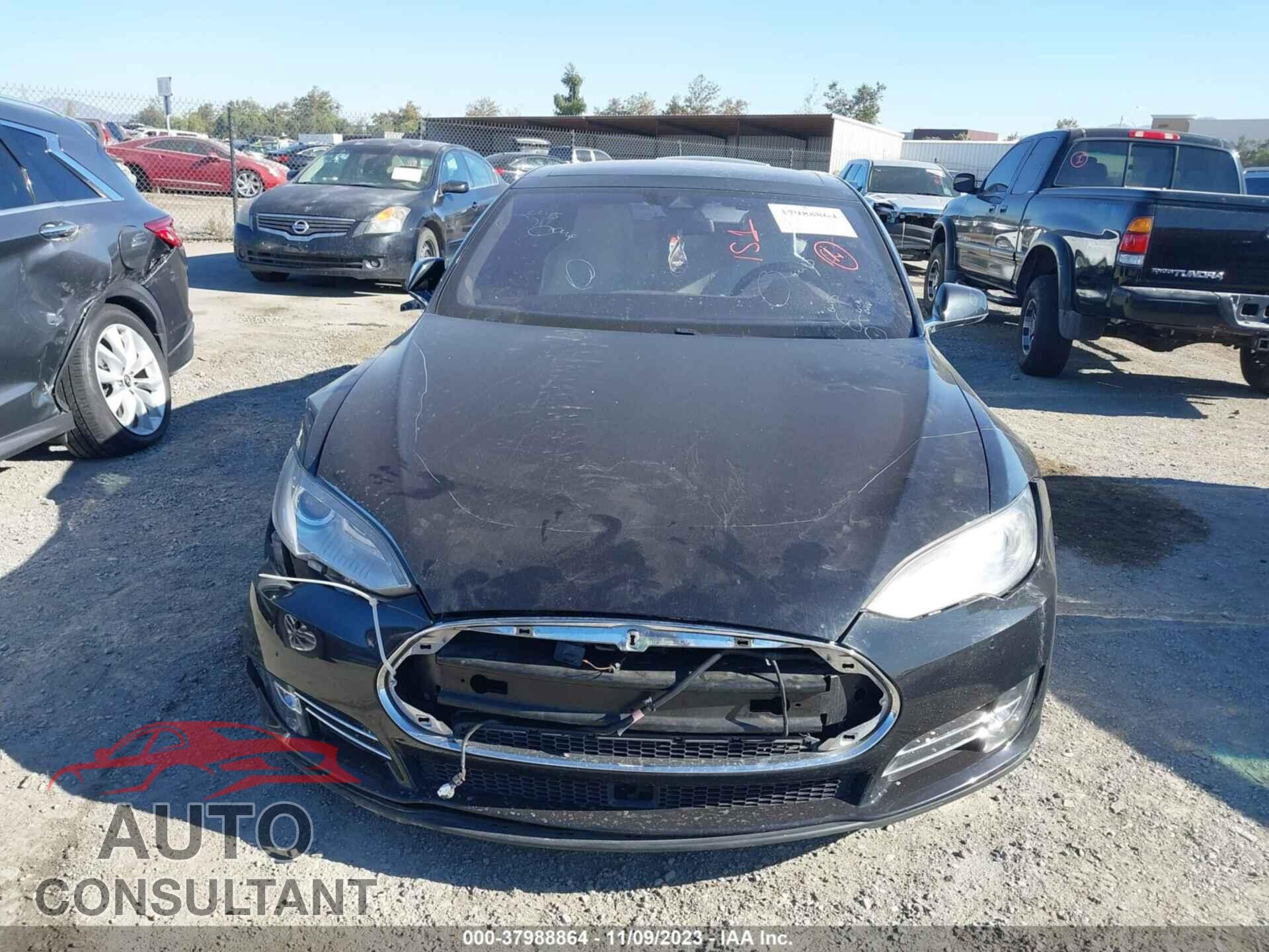 TESLA MODEL S 2016 - 5YJSA1E18GF125899