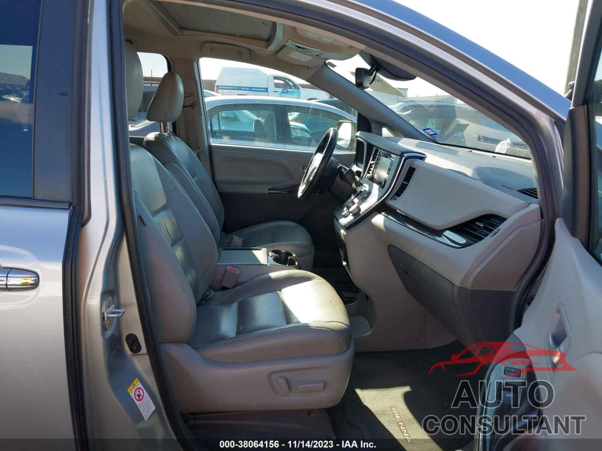 TOYOTA SIENNA 2019 - 5TDYZ3DCXKS987267