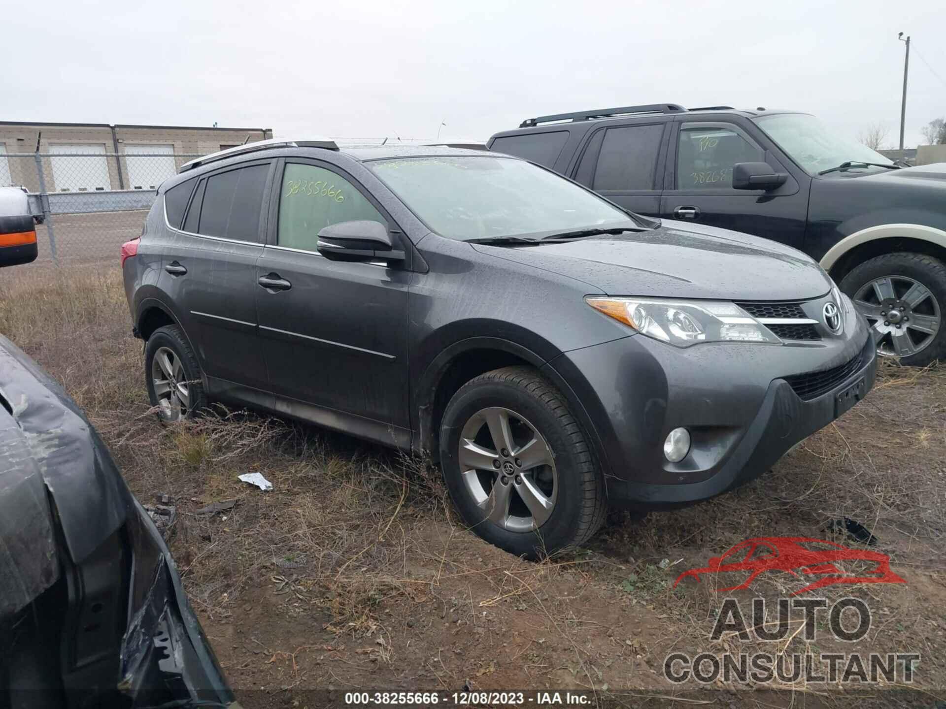 TOYOTA RAV4 2015 - JTMRFREVXFD134112