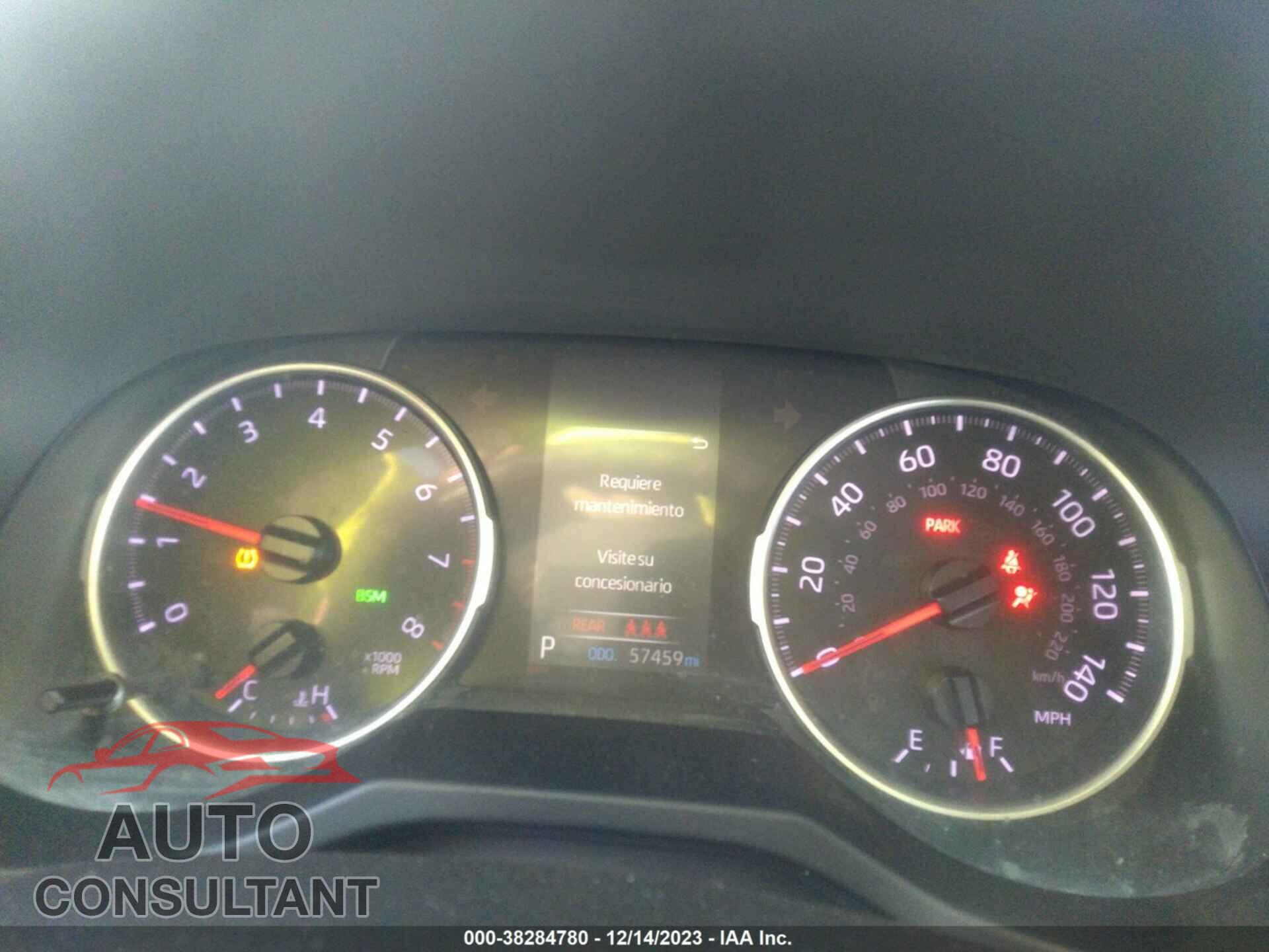 TOYOTA RAV4 2019 - JTMP1RFV7KD506939