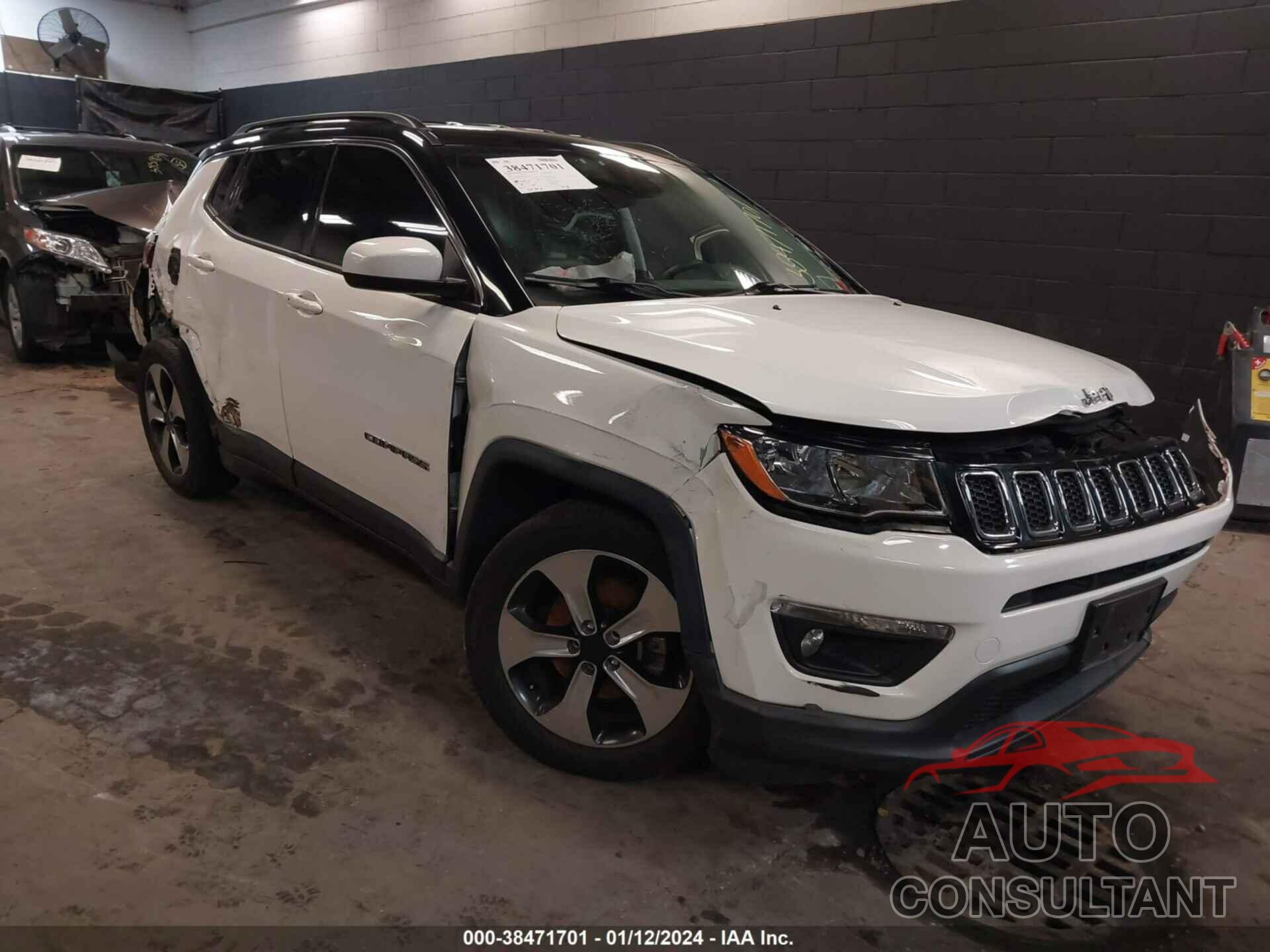 JEEP COMPASS 2018 - 3C4NJDBB5JT192058