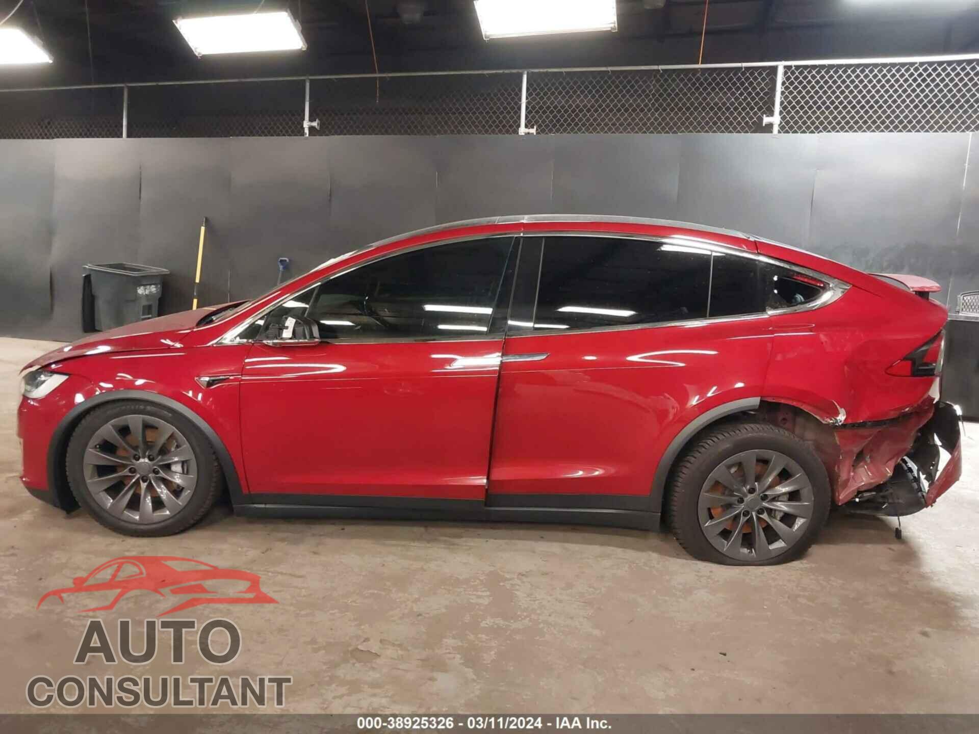 TESLA MODEL X 2017 - 5YJXCBE22HF041464
