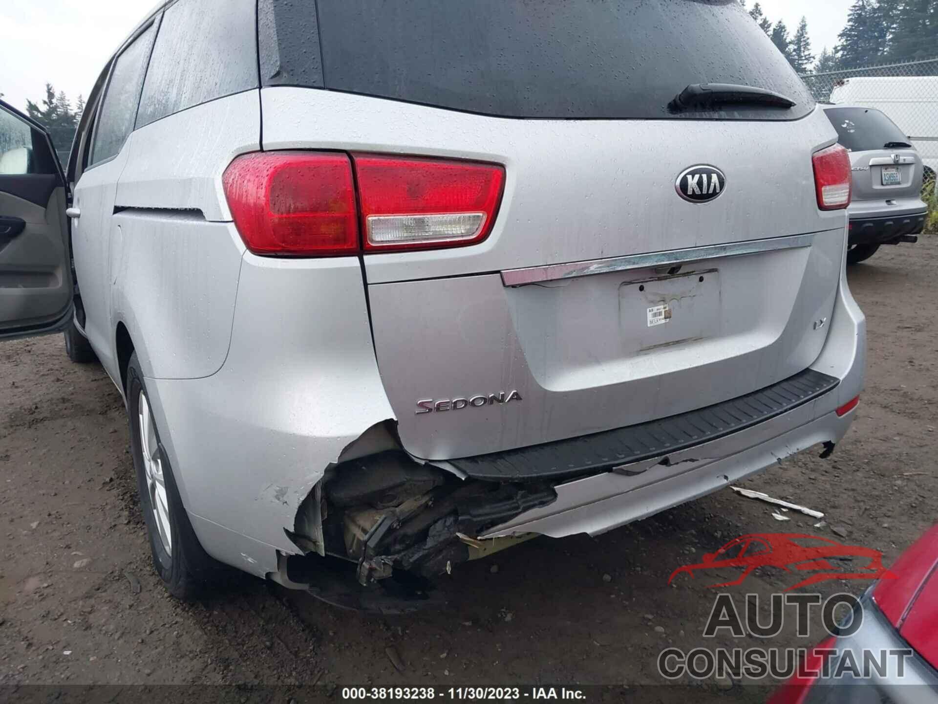 KIA SEDONA 2018 - KNDMB5C19J6365756