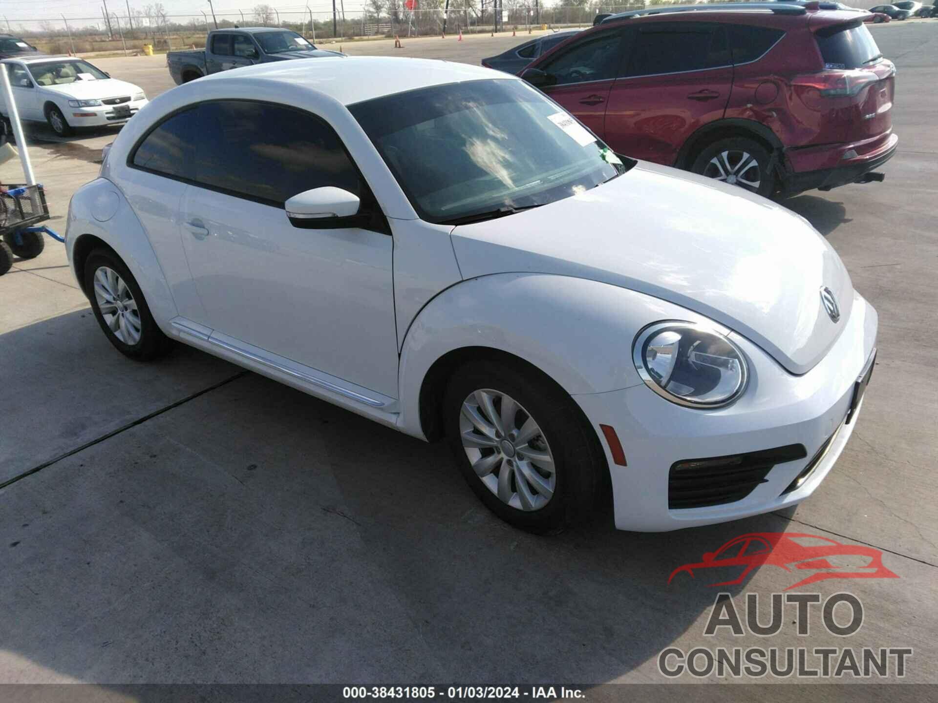 VOLKSWAGEN BEETLE 2019 - 3VWFD7AT4KM705736