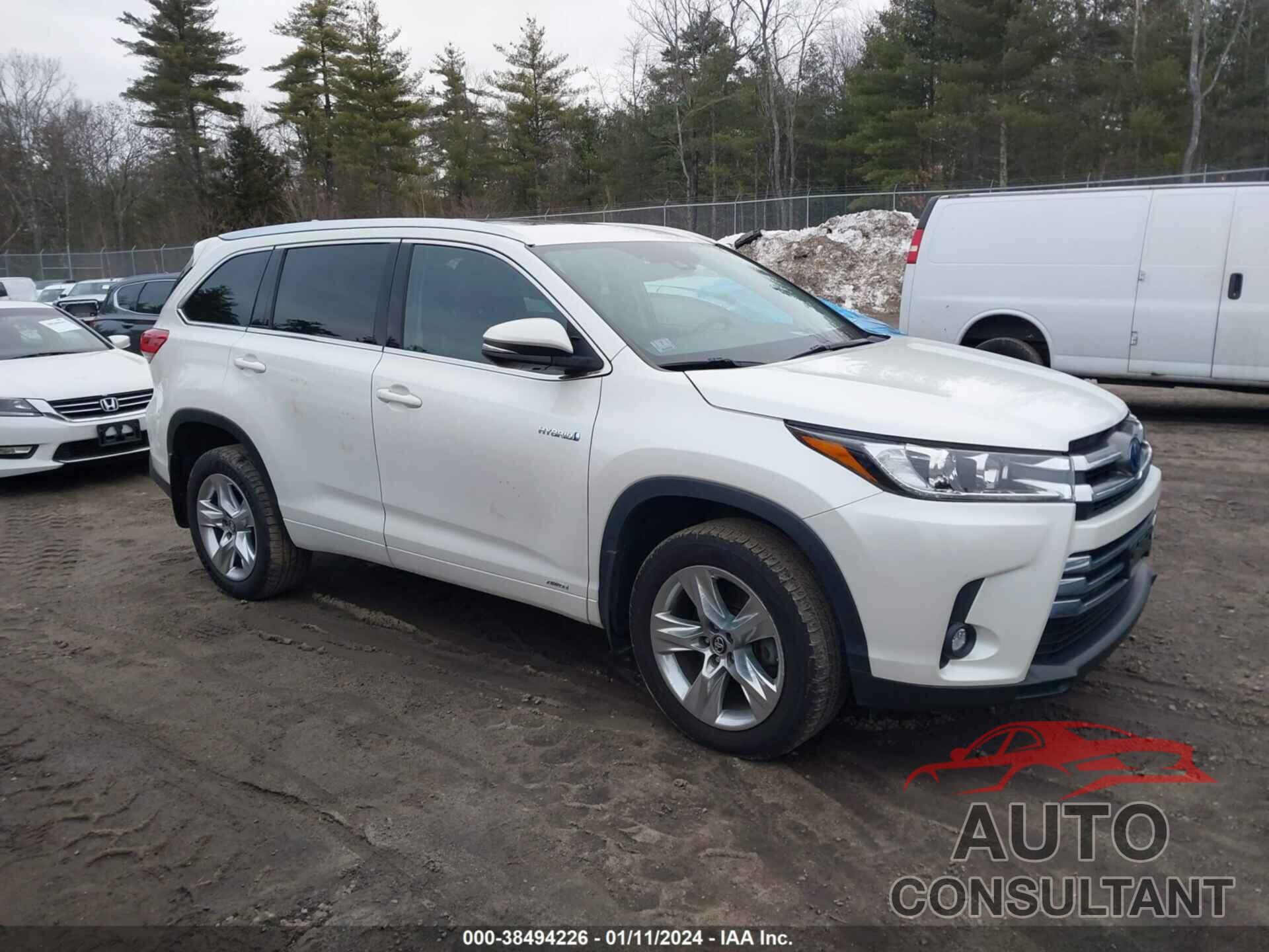 TOYOTA HIGHLANDER HYBRID 2019 - 5TDDGRFH3KS077606
