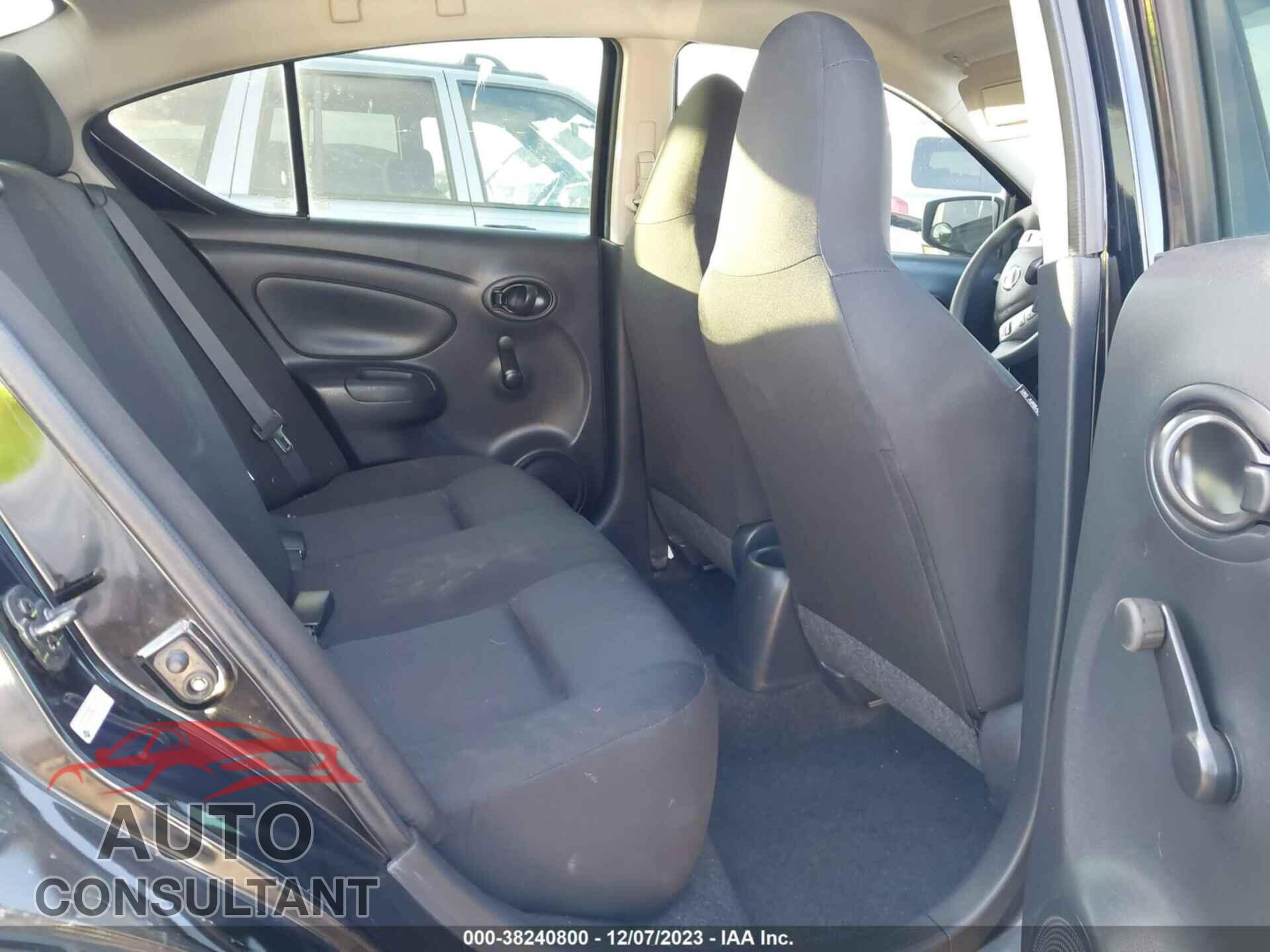 NISSAN VERSA 2017 - 3N1CN7AP8HL894270