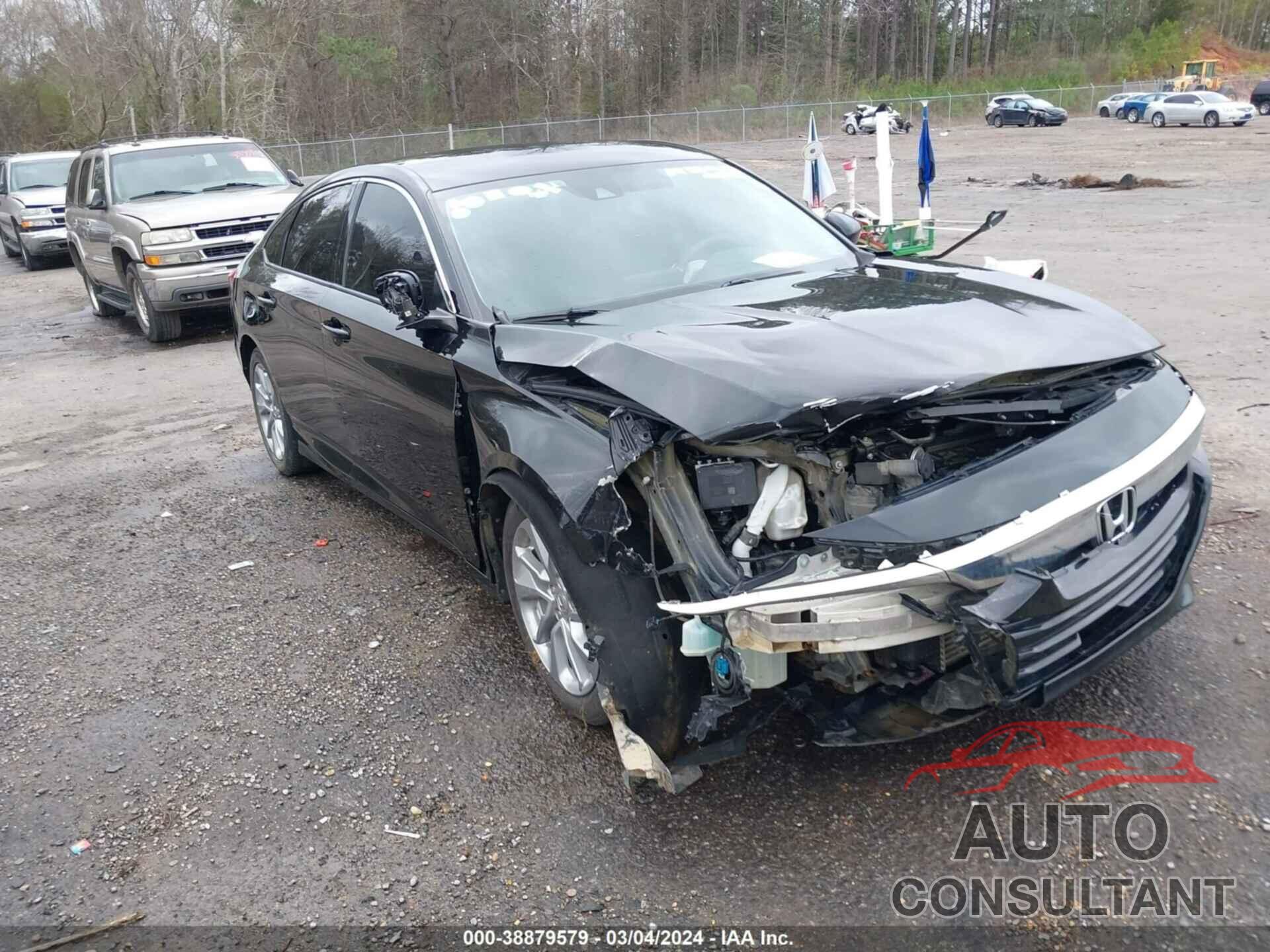 HONDA ACCORD 2018 - 1HGCV1F14JA008331