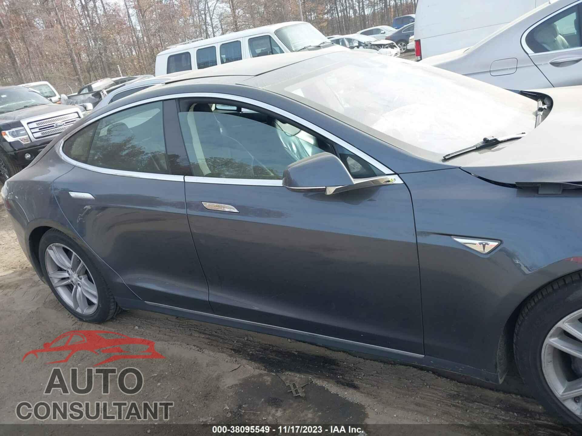 TESLA MODEL S 2015 - 5YJSA1E29FF118824