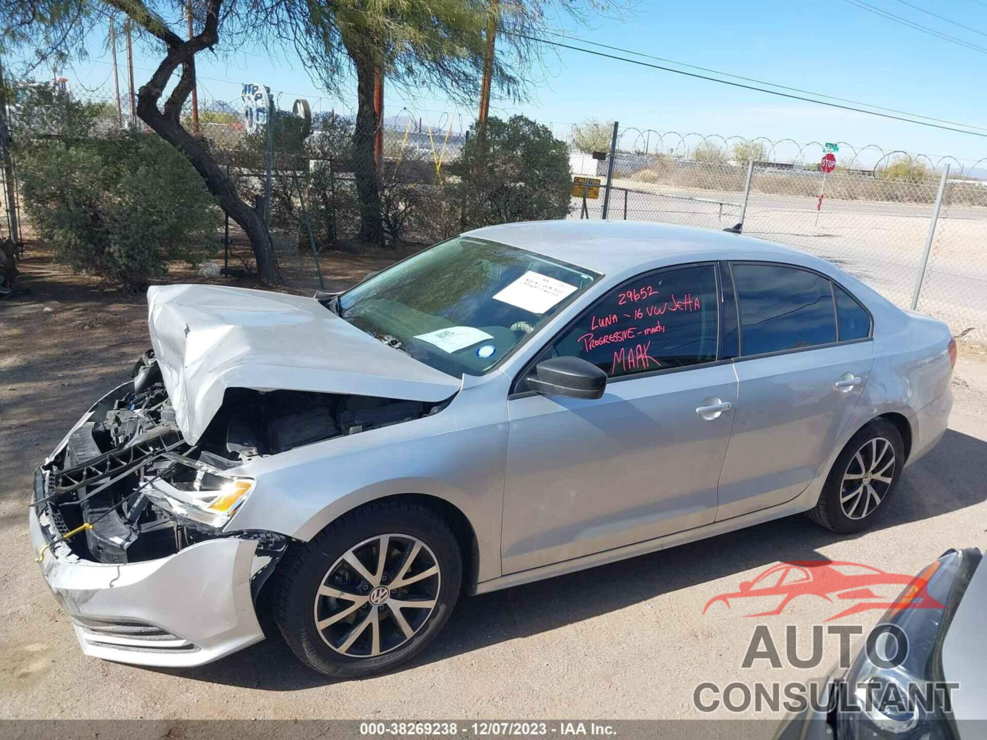 VOLKSWAGEN JETTA SEDAN 2016 - 3VWD67AJ2GM254510