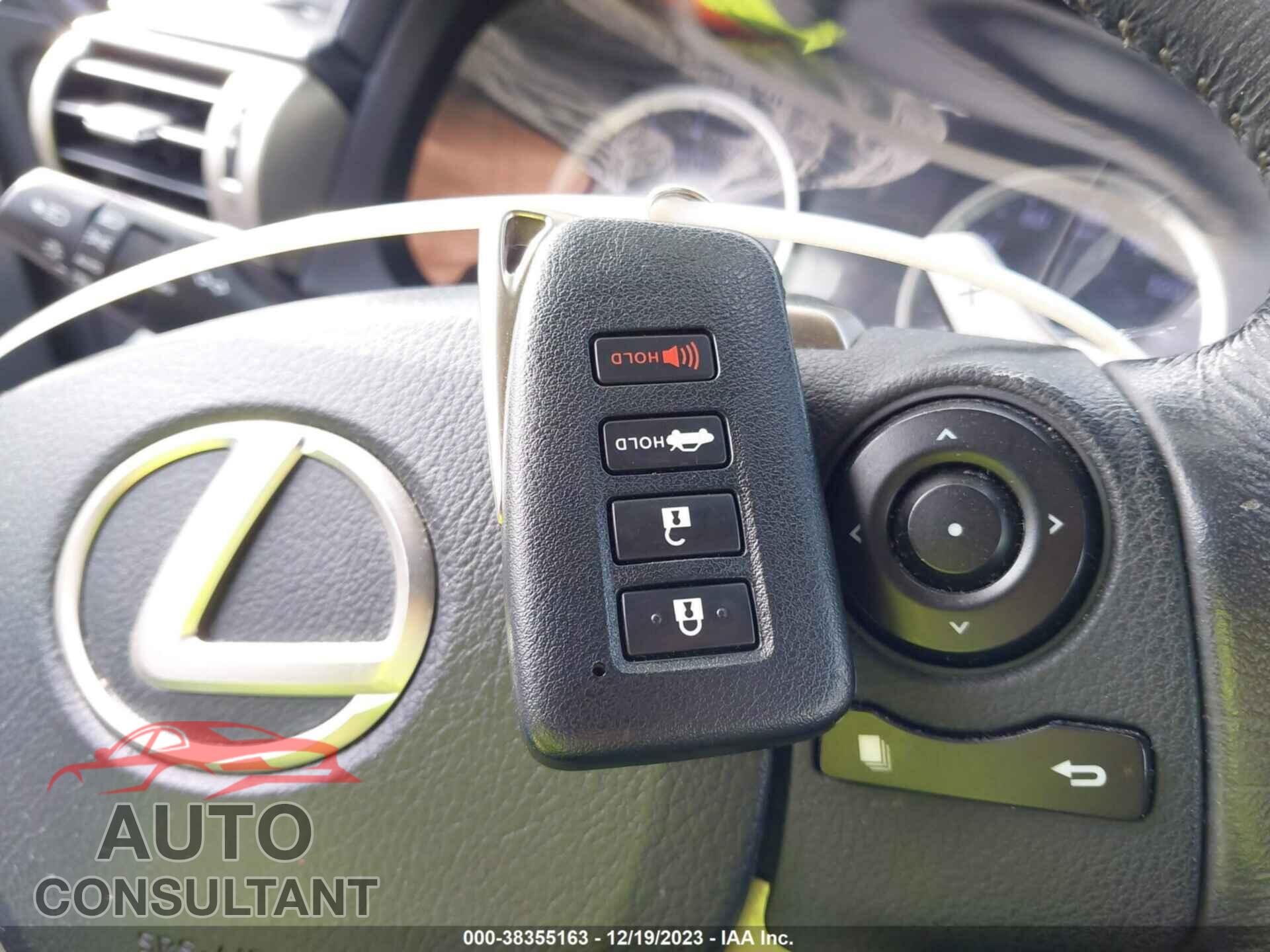 LEXUS IS 250 2015 - JTHBF1D26F5064630