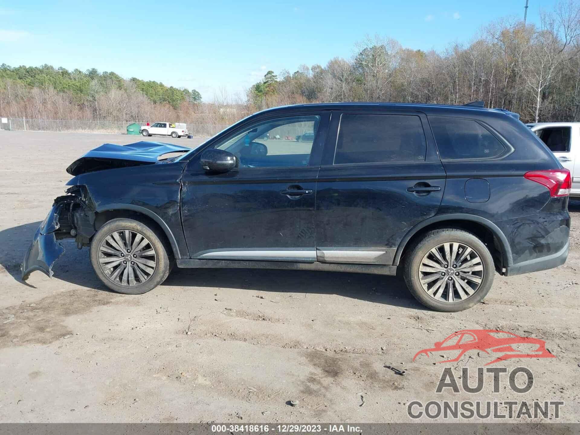 MITSUBISHI OUTLANDER 2019 - JA4AZ3A31KZ041752