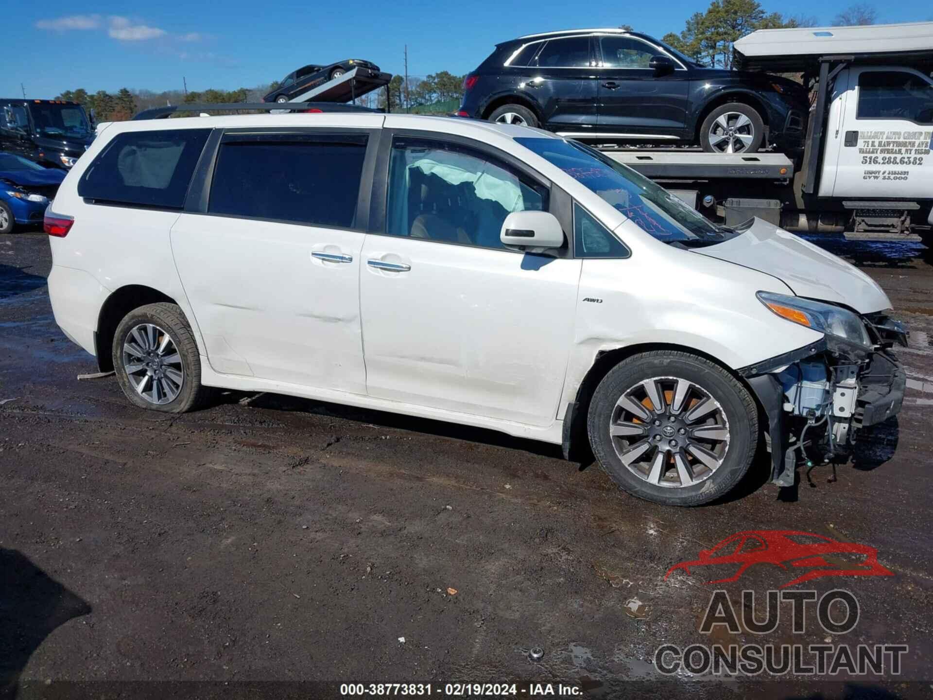 TOYOTA SIENNA 2019 - 5TDDZ3DC2KS222276