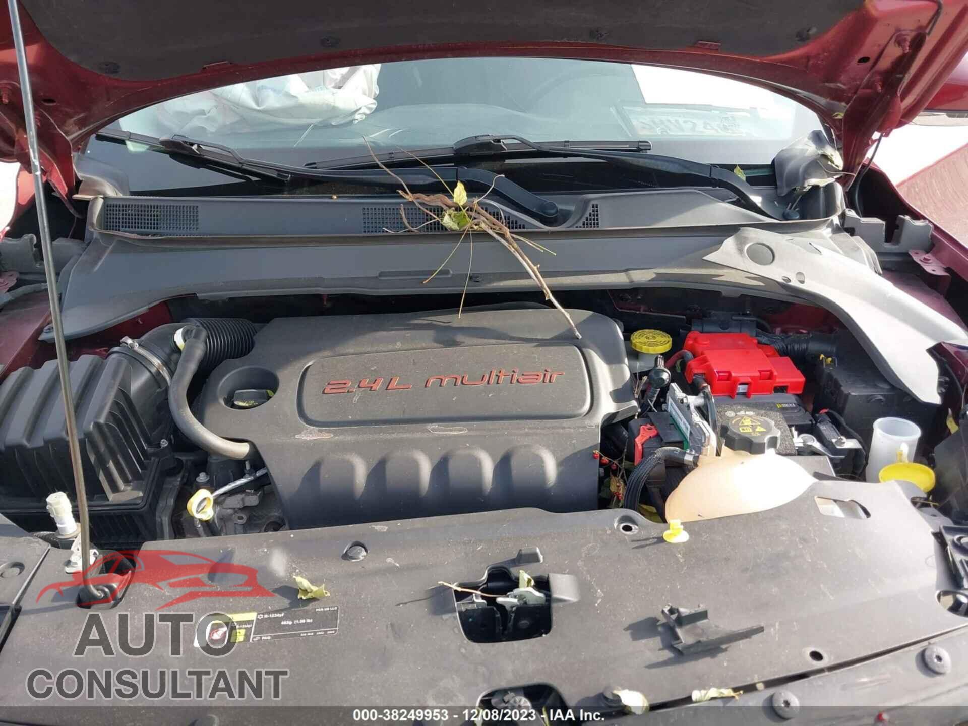 JEEP COMPASS 2021 - 3C4NJDCB8MT520012