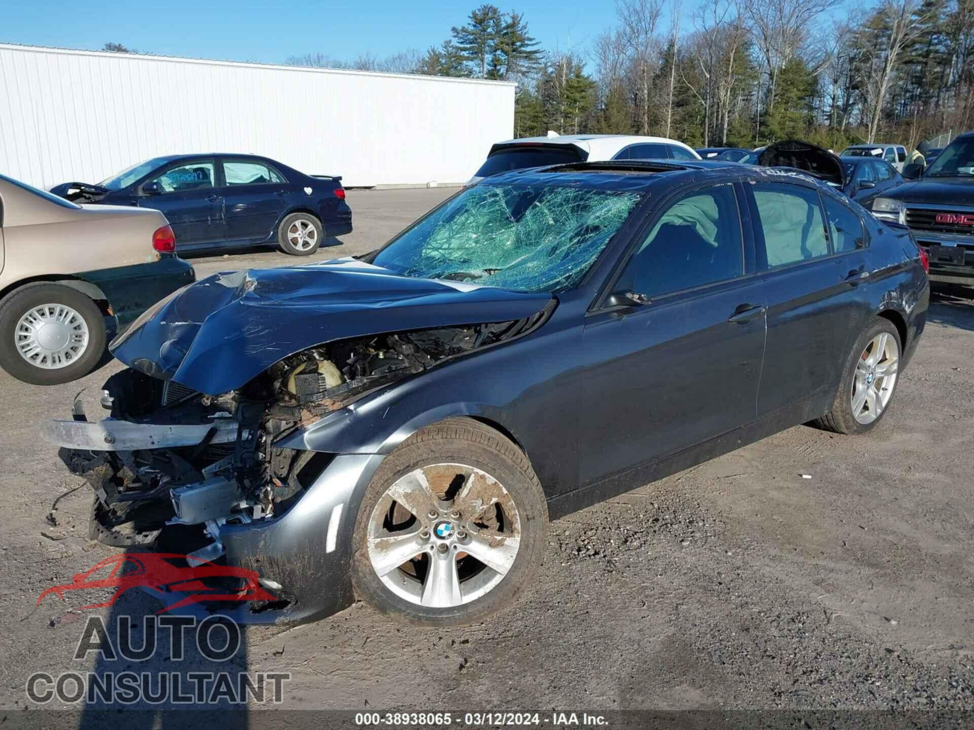 BMW 328I 2016 - WBA8E3G50GNU03879