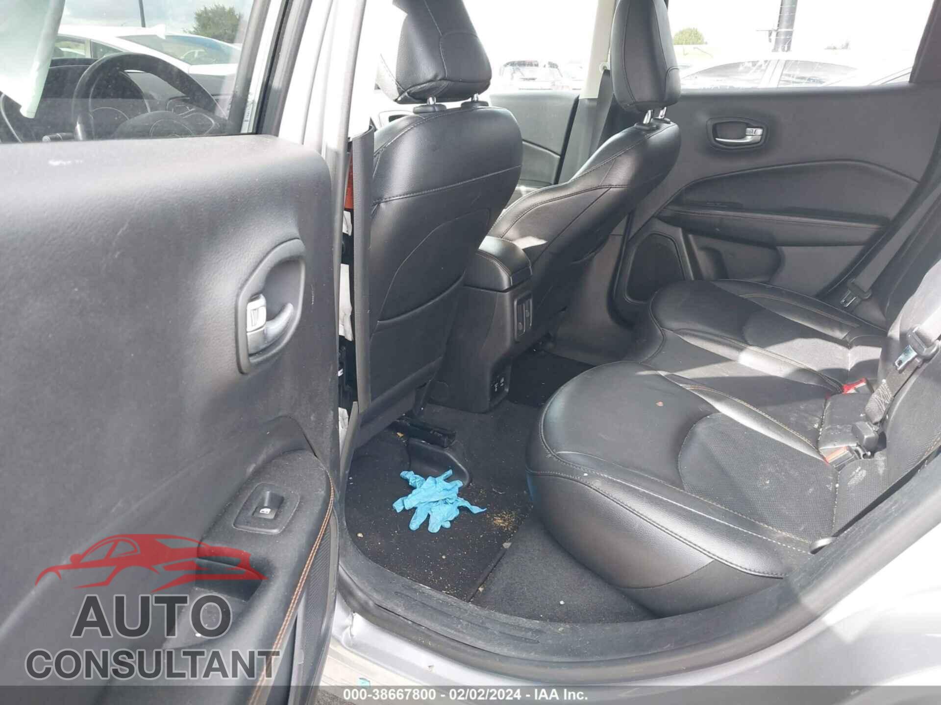 JEEP COMPASS 2019 - 3C4NJCCB4KT662364