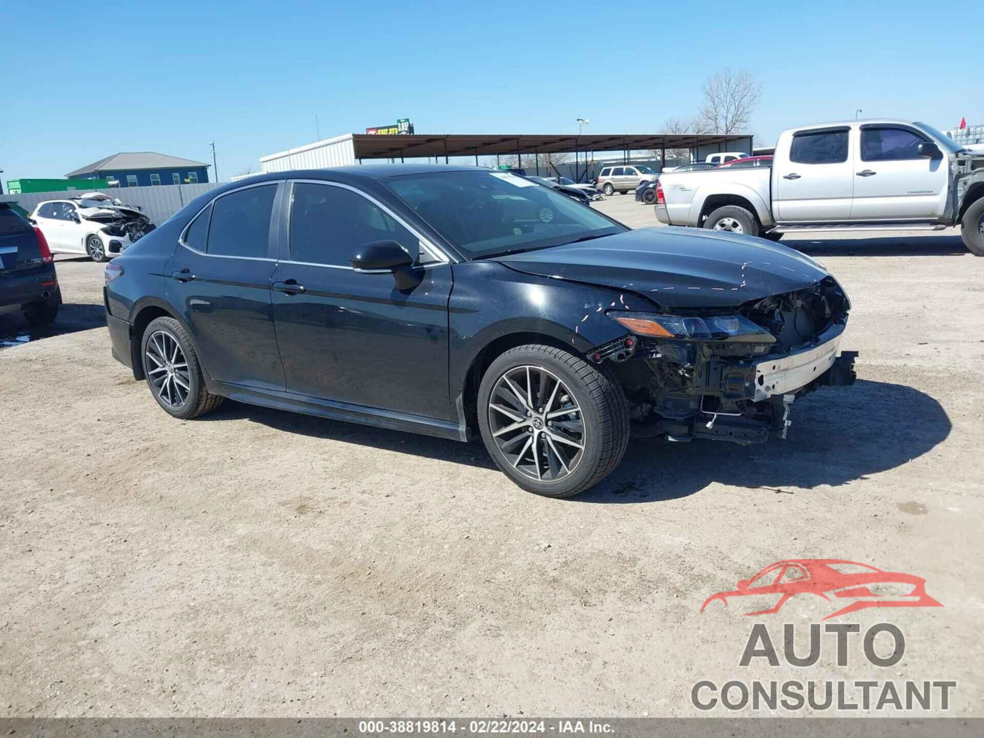TOYOTA CAMRY 2022 - 4T1G11AK1NU628775