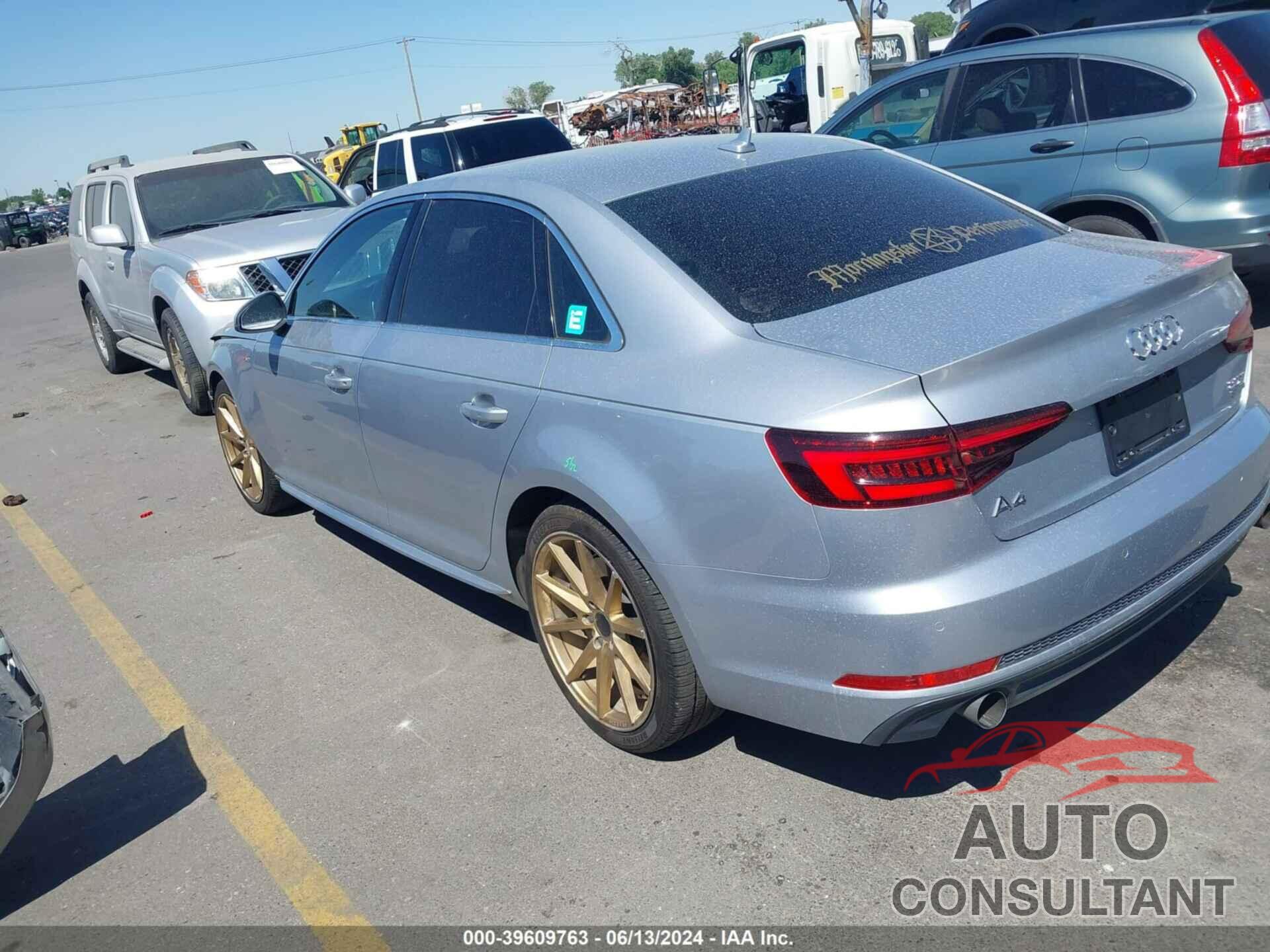 AUDI A4 2018 - WAUENAF45JA033849