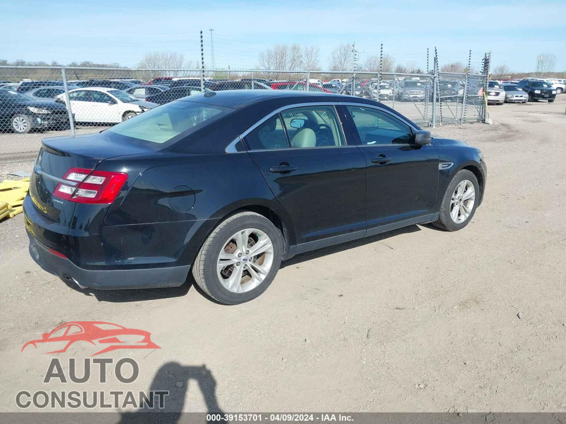 FORD TAURUS 2017 - 1FAHP2D80HG105690