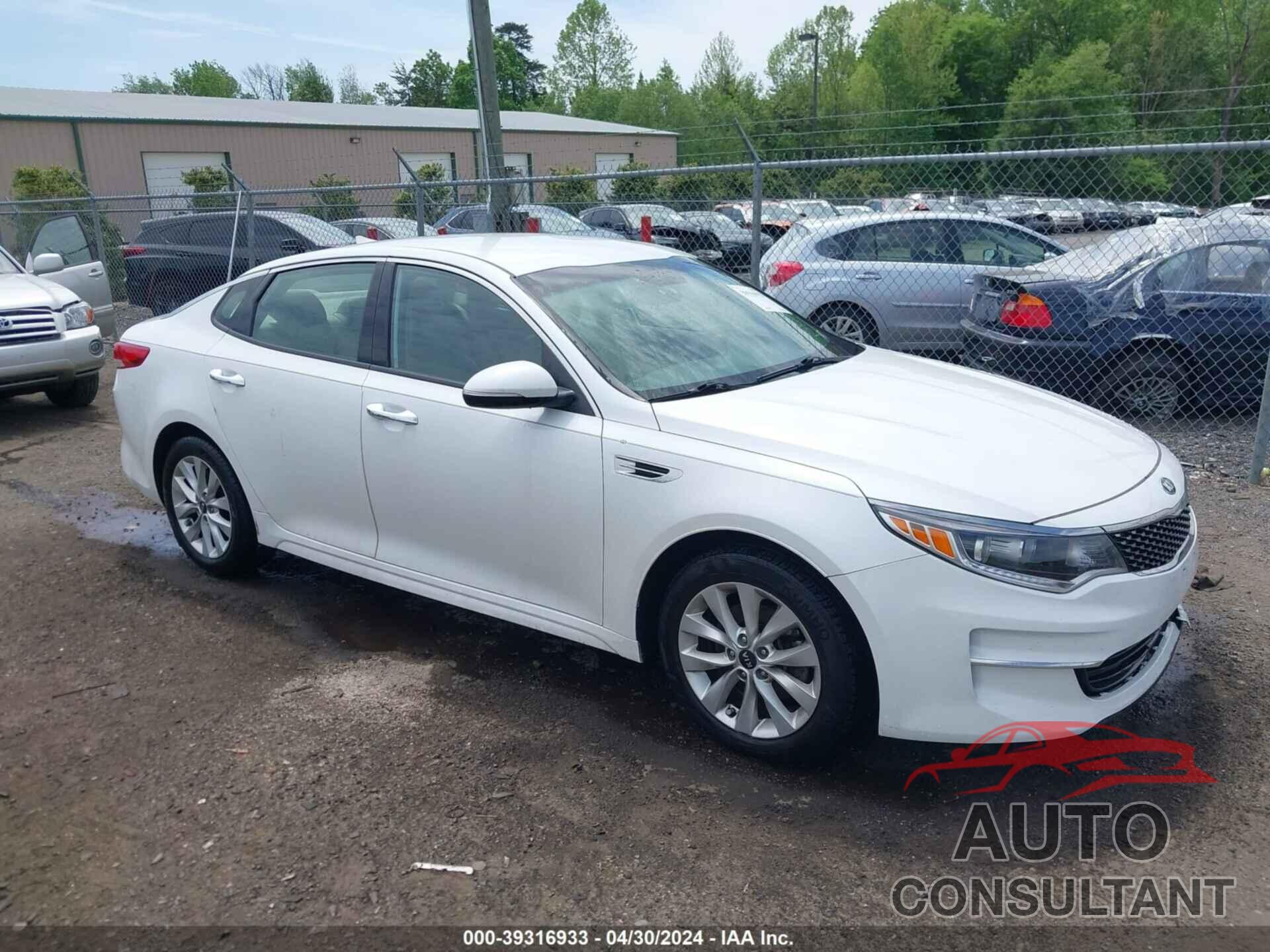 KIA OPTIMA 2018 - 5XXGU4L33JG222533