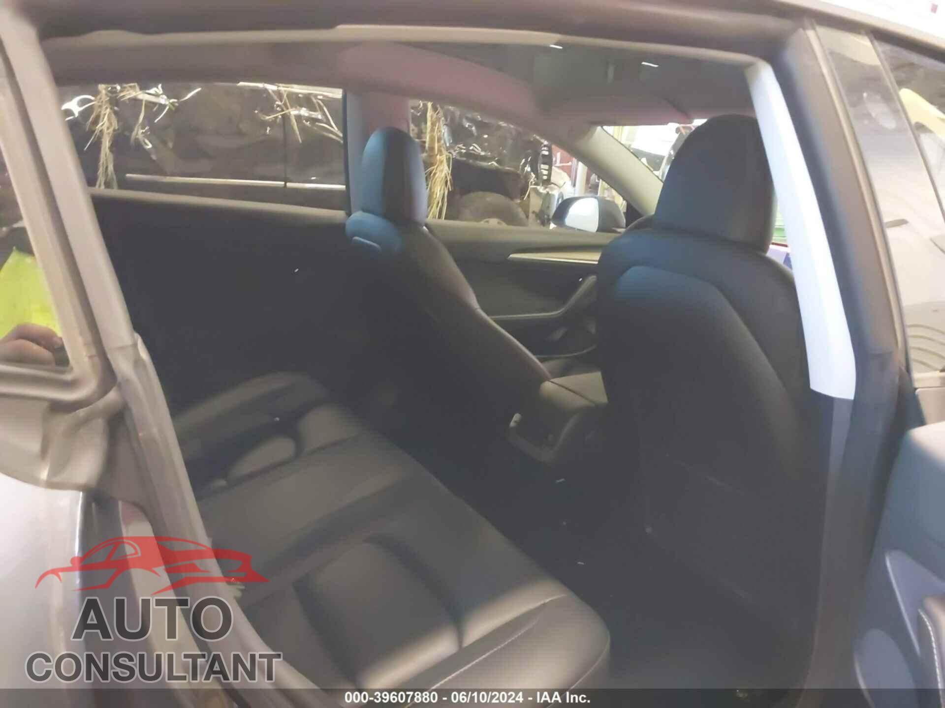 TESLA MODEL 3 2023 - 5YJ3E1EA3PF398080