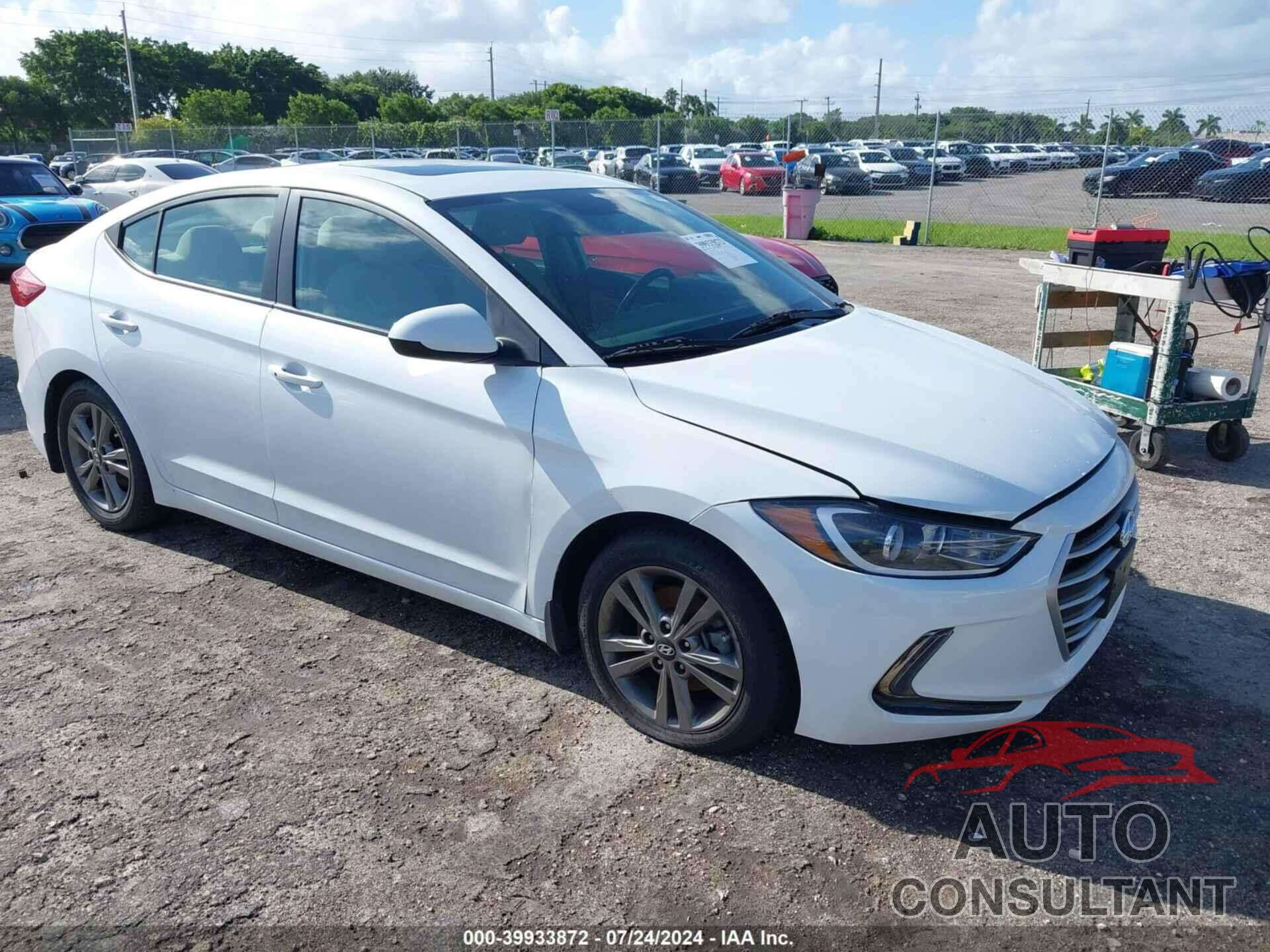 HYUNDAI ELANTRA 2018 - 5NPD84LF1JH340909