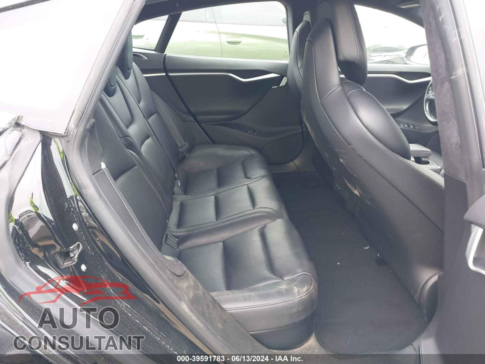 TESLA MODEL S 2018 - 5YJSA1E4XJF247018