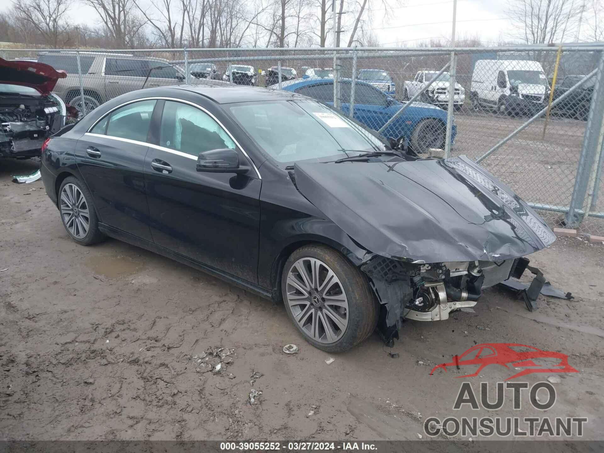MERCEDES-BENZ CLA 250 2019 - WDDSJ4EB3KN745733