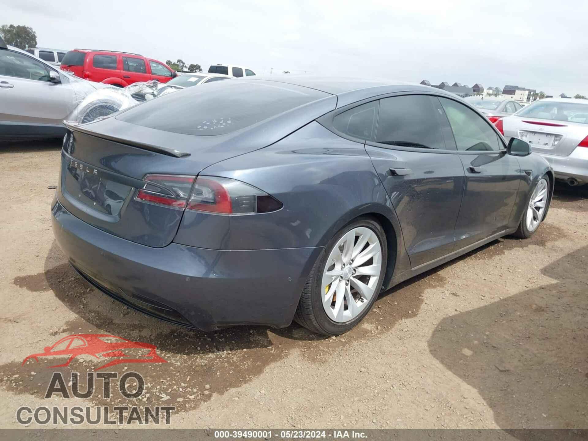 TESLA MODEL S 2017 - 5YJSA1E10HF214867