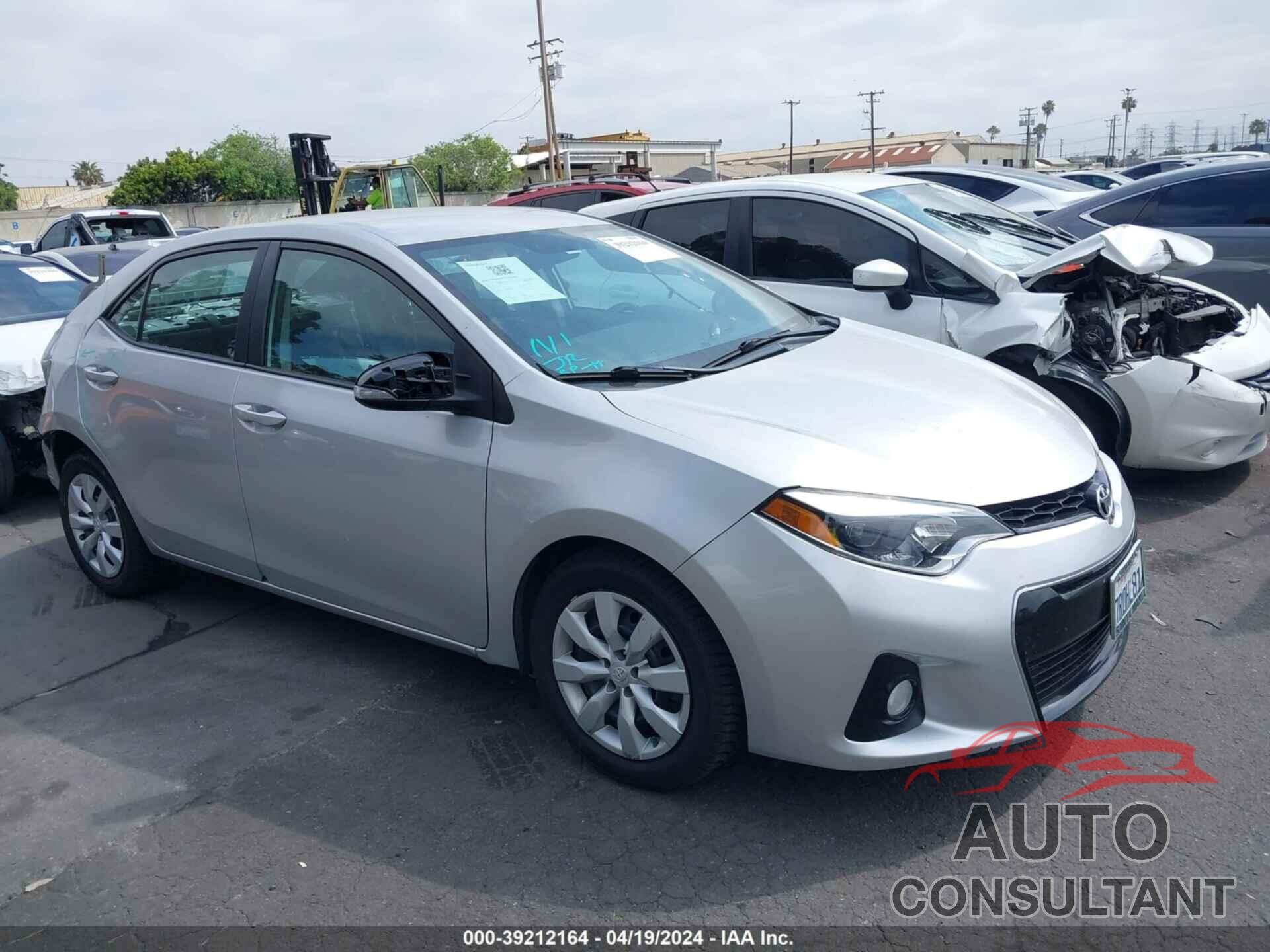 TOYOTA COROLLA 2016 - 5YFBURHE4GP482151