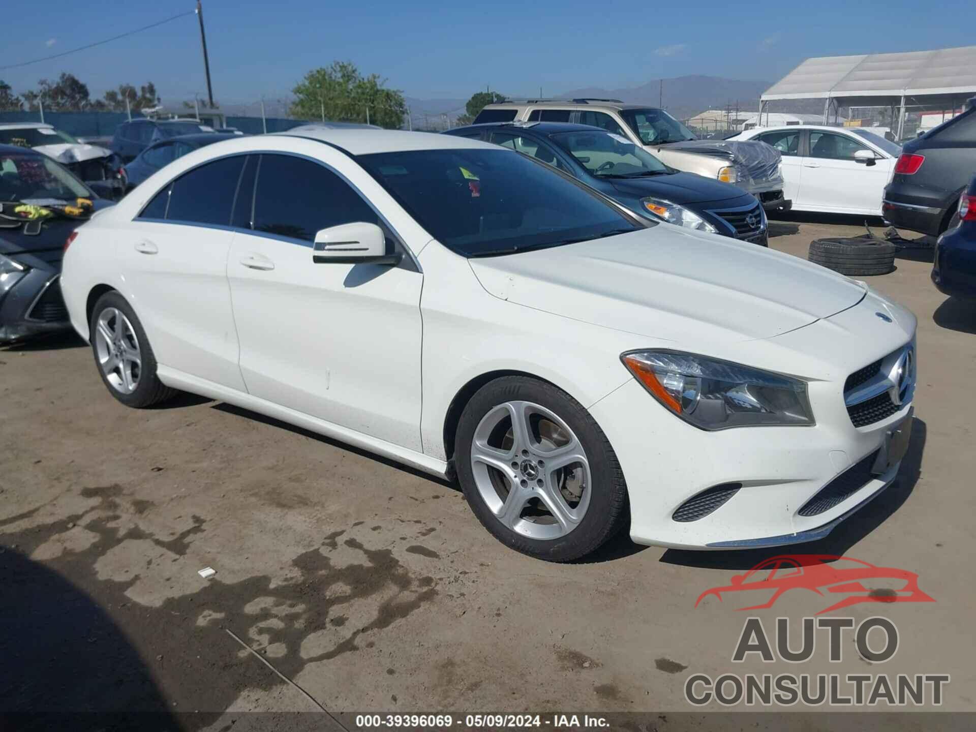 MERCEDES-BENZ CLA 250 2018 - WDDSJ4EB0JN537047