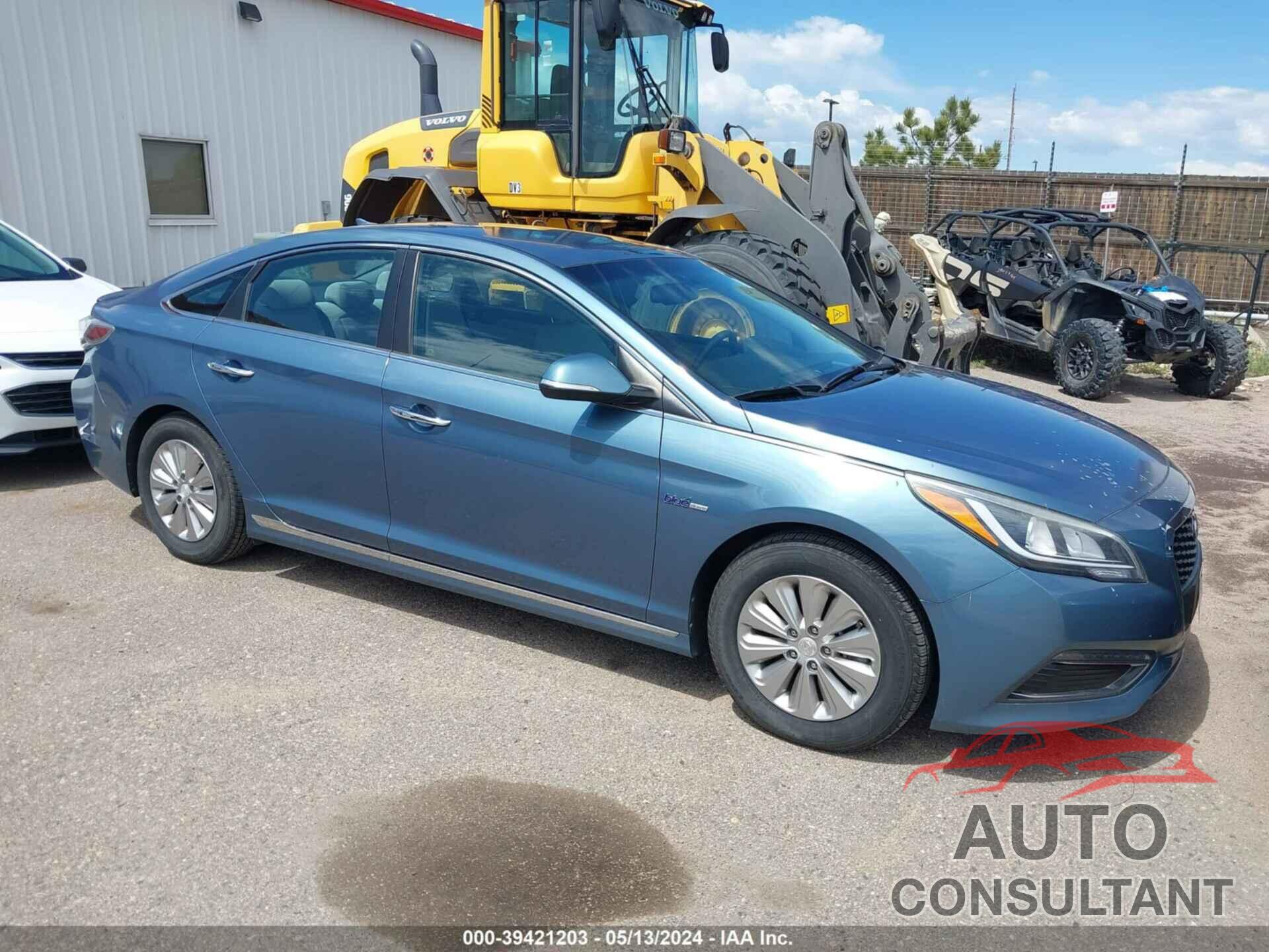 HYUNDAI SONATA HYBRID 2016 - KMHE24L18GA036255