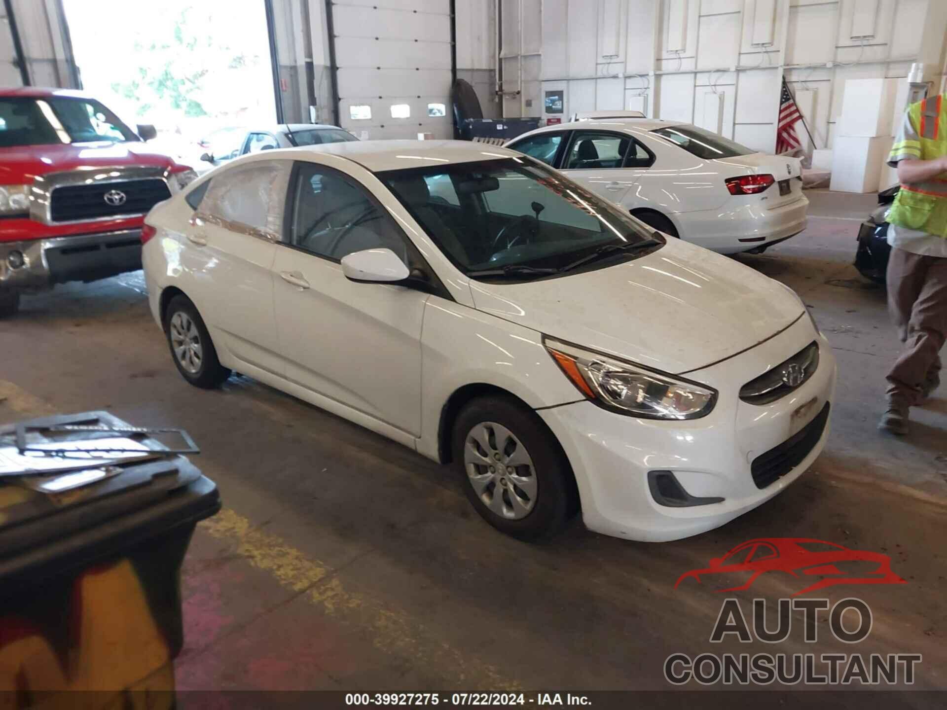 HYUNDAI ACCENT 2017 - KMHCT4AE8HU319376