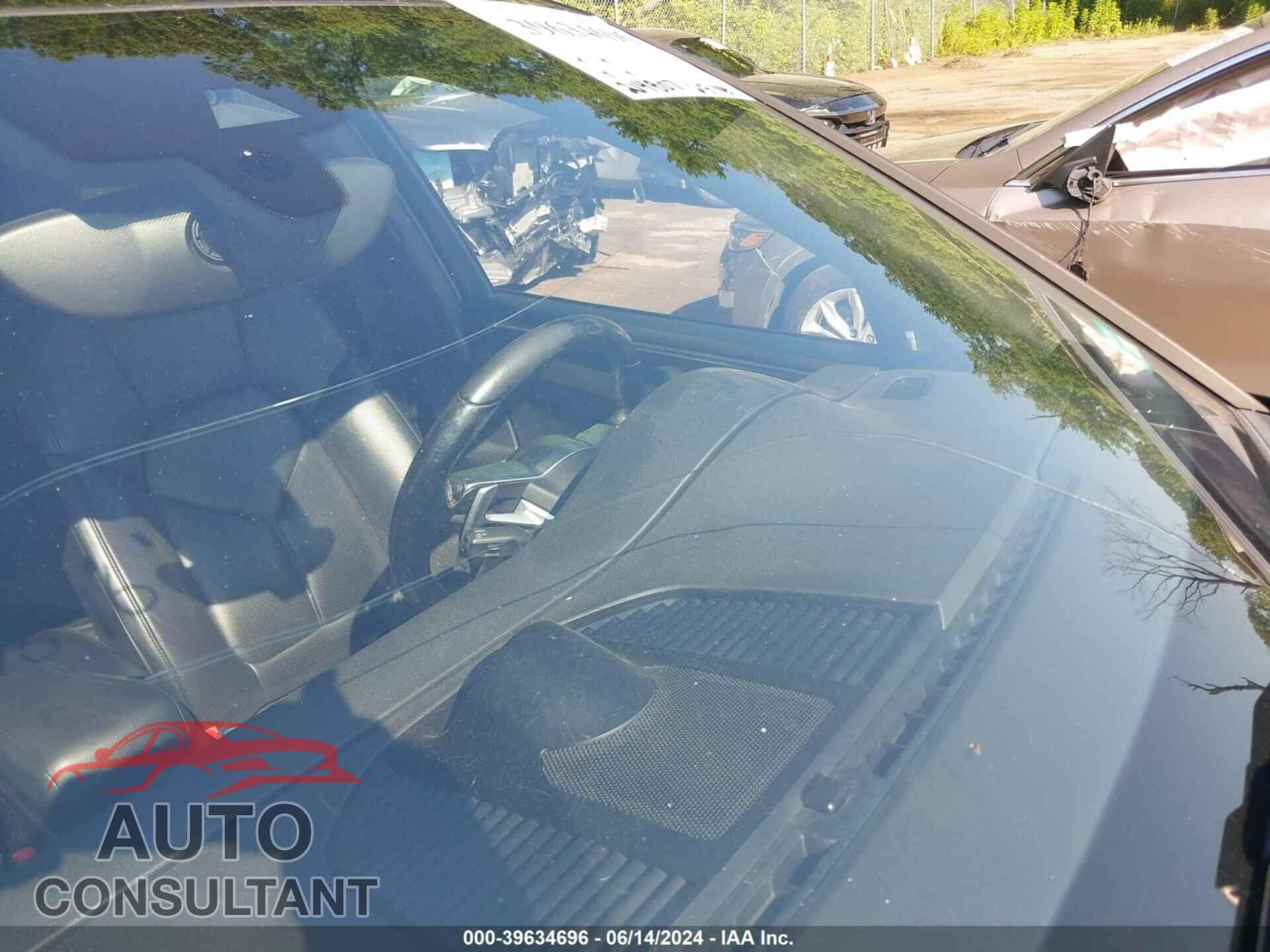 PORSCHE MACAN 2017 - WP1AA2A58HLB06177